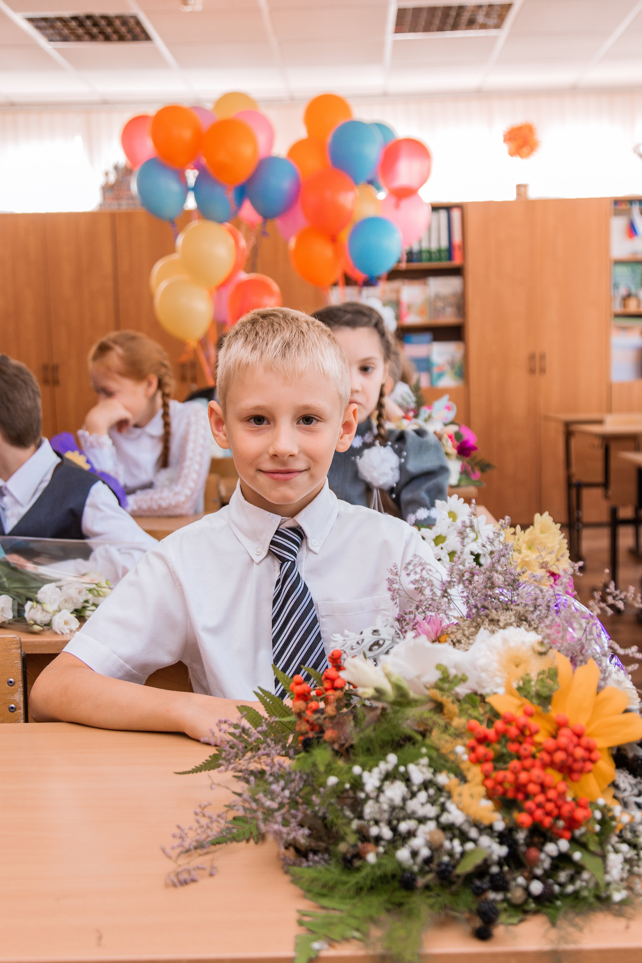 1 сентября для 4 класса. Выпускные альбомы в Подольске Москве и МО
