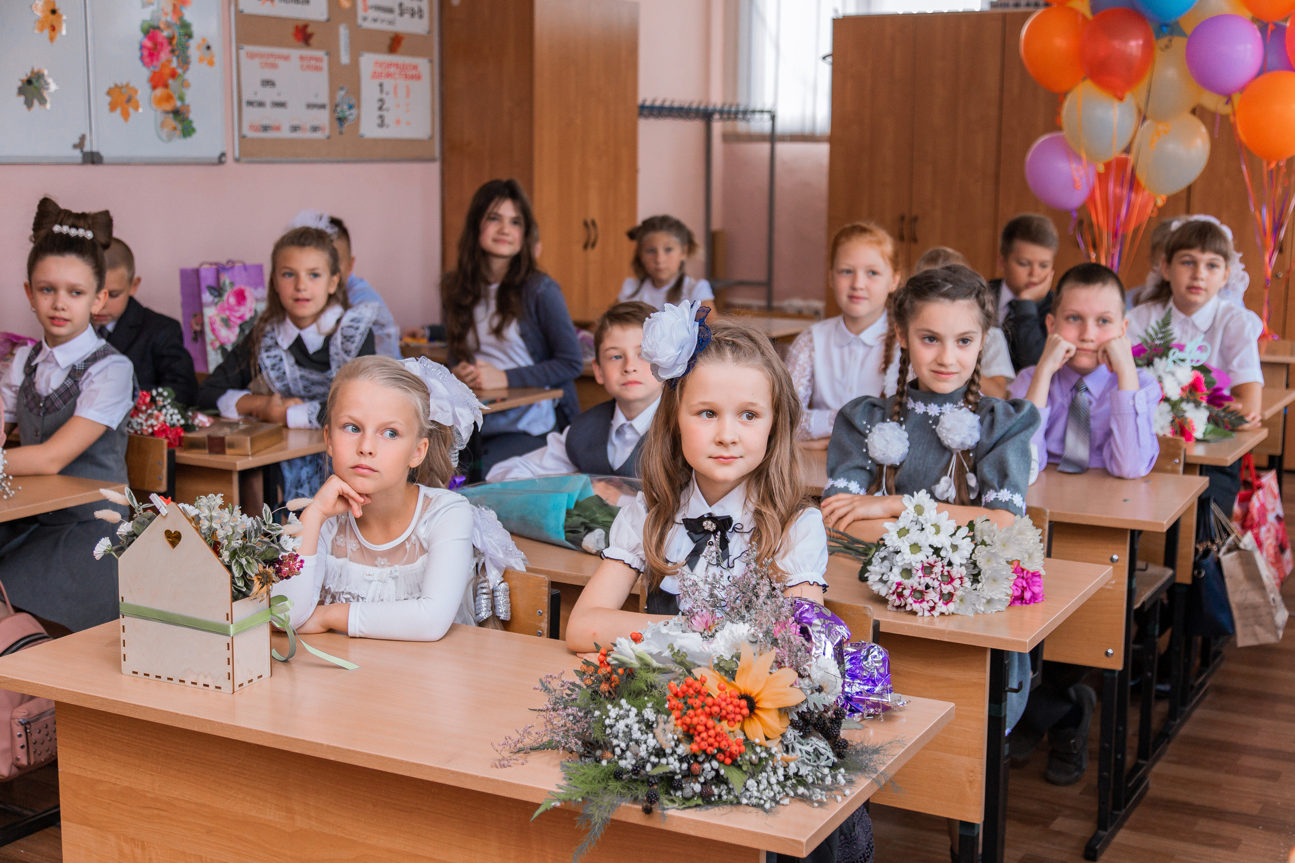 1 сентября для 4 класса. Выпускные альбомы в Подольске Москве и МО