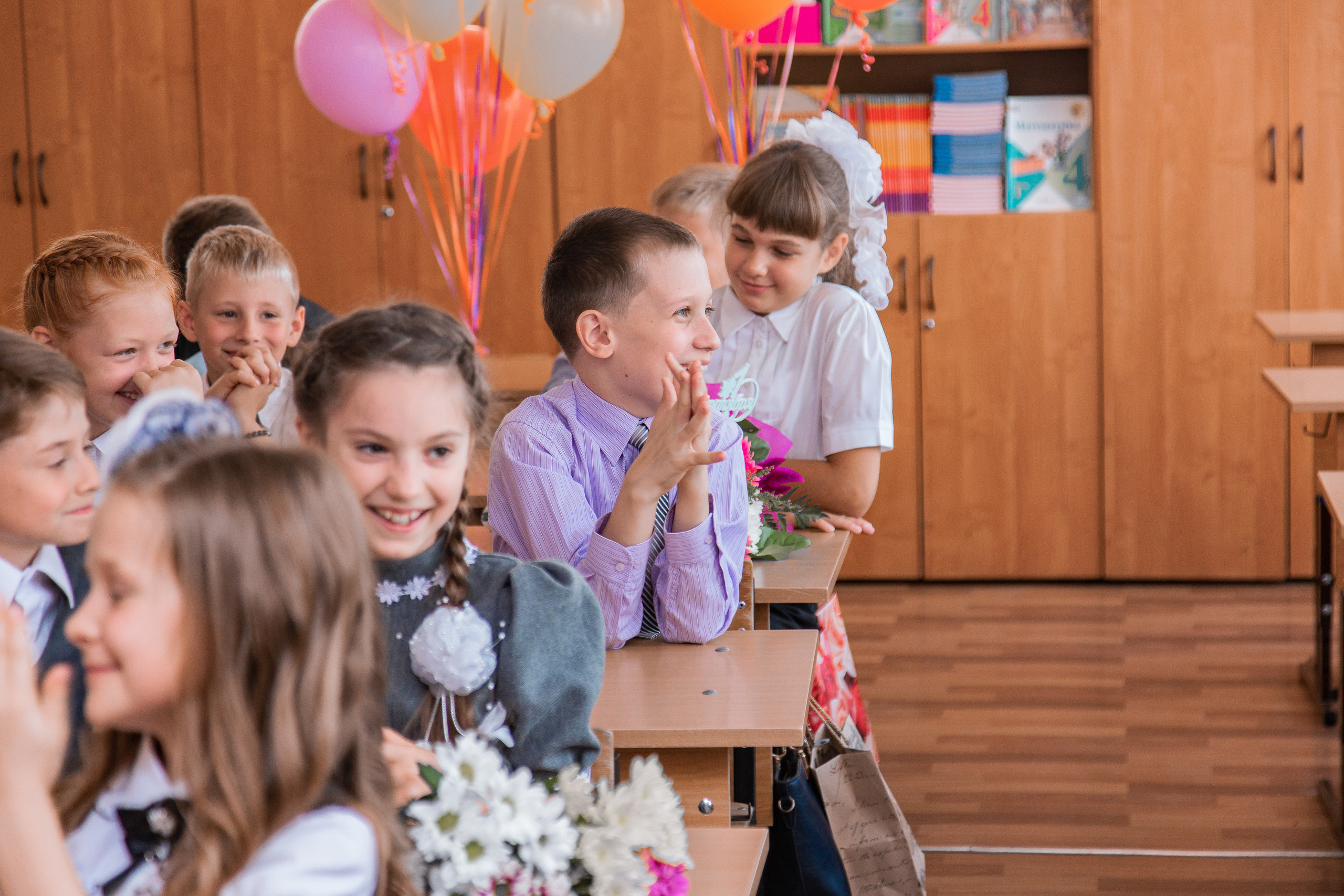 1 сентября для 4 класса. Выпускные альбомы в Подольске Москве и МО