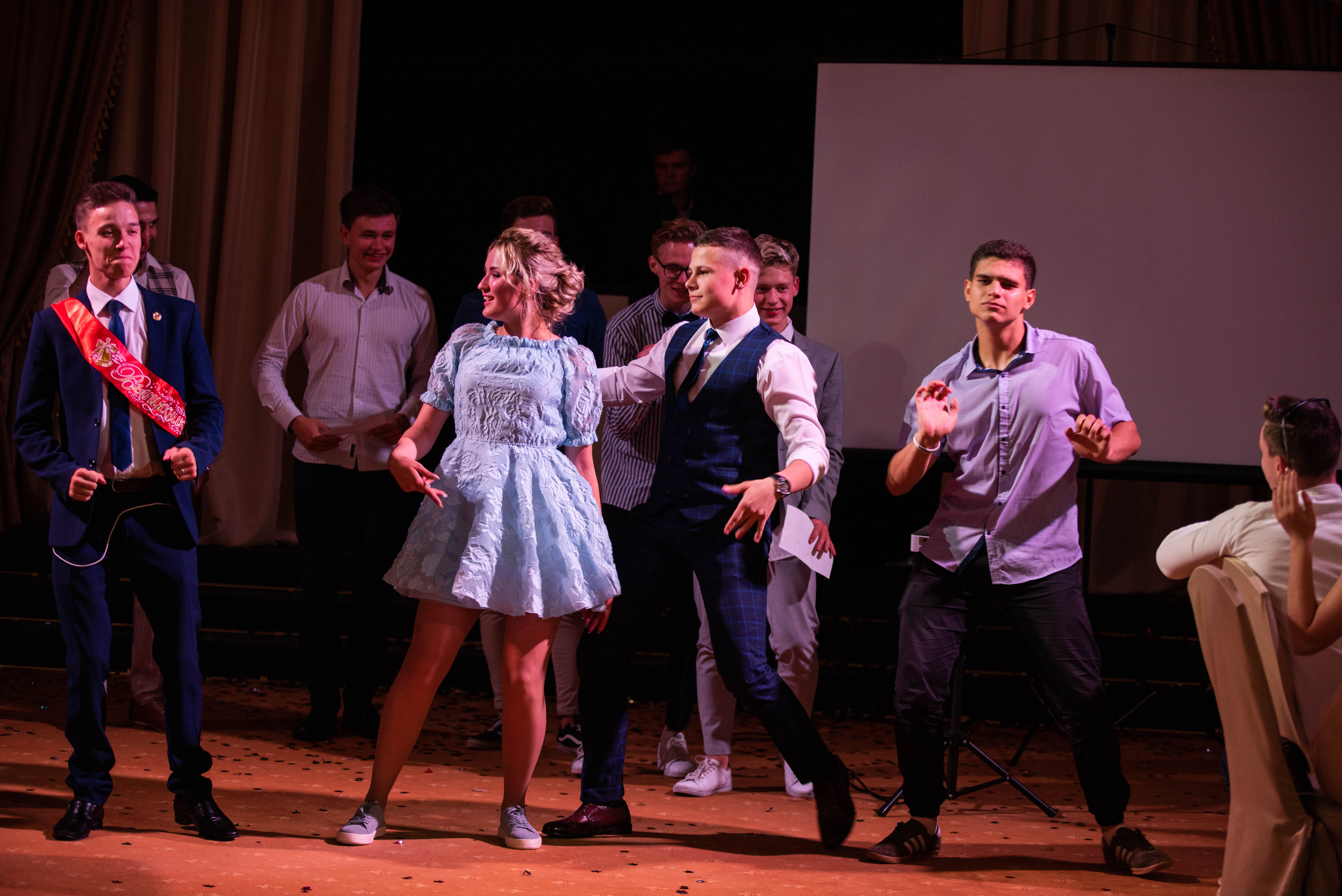 31 школа Выпускной 2019. Выпускные альбомы в Подольске Москве и МО