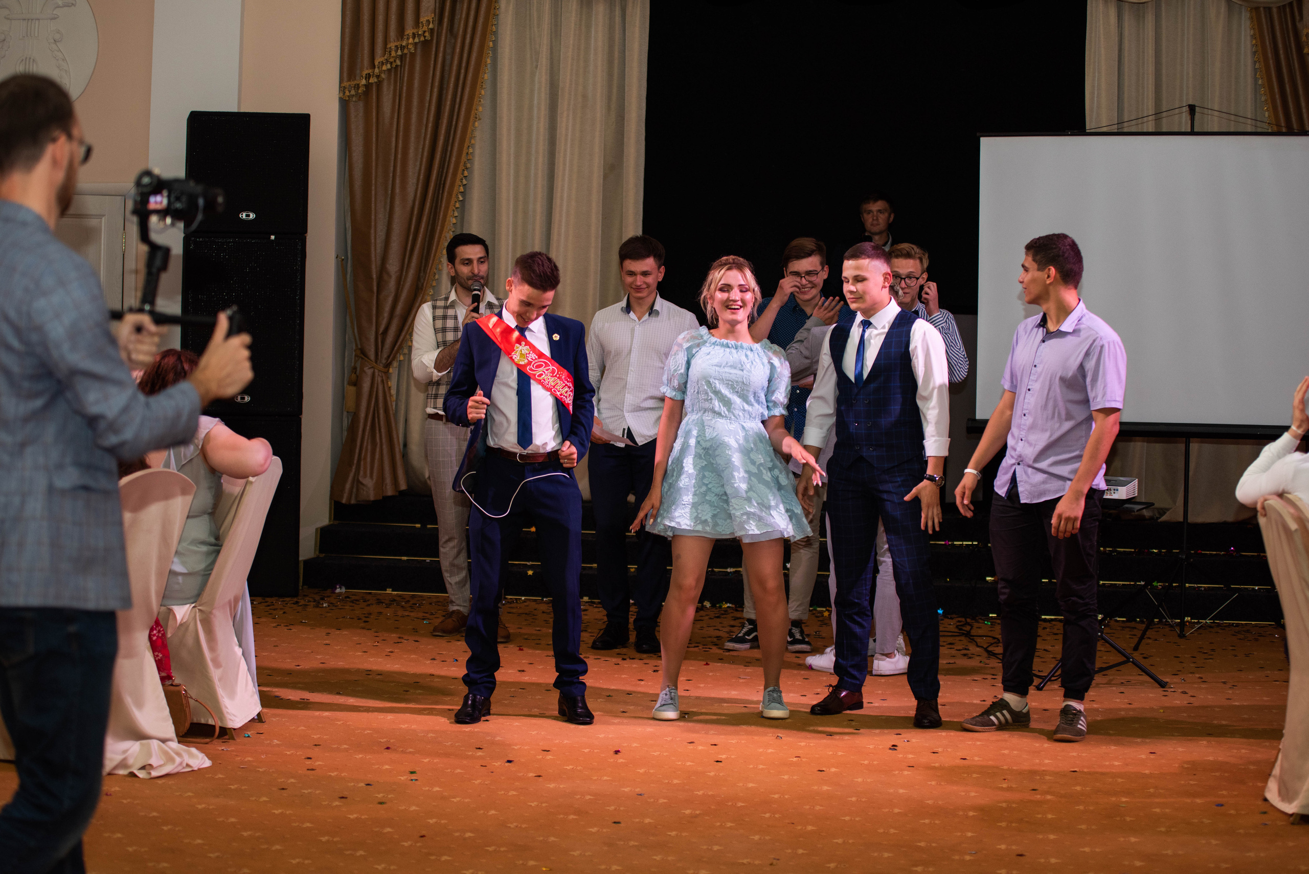 31 школа Выпускной 2019. Выпускные альбомы в Подольске Москве и МО