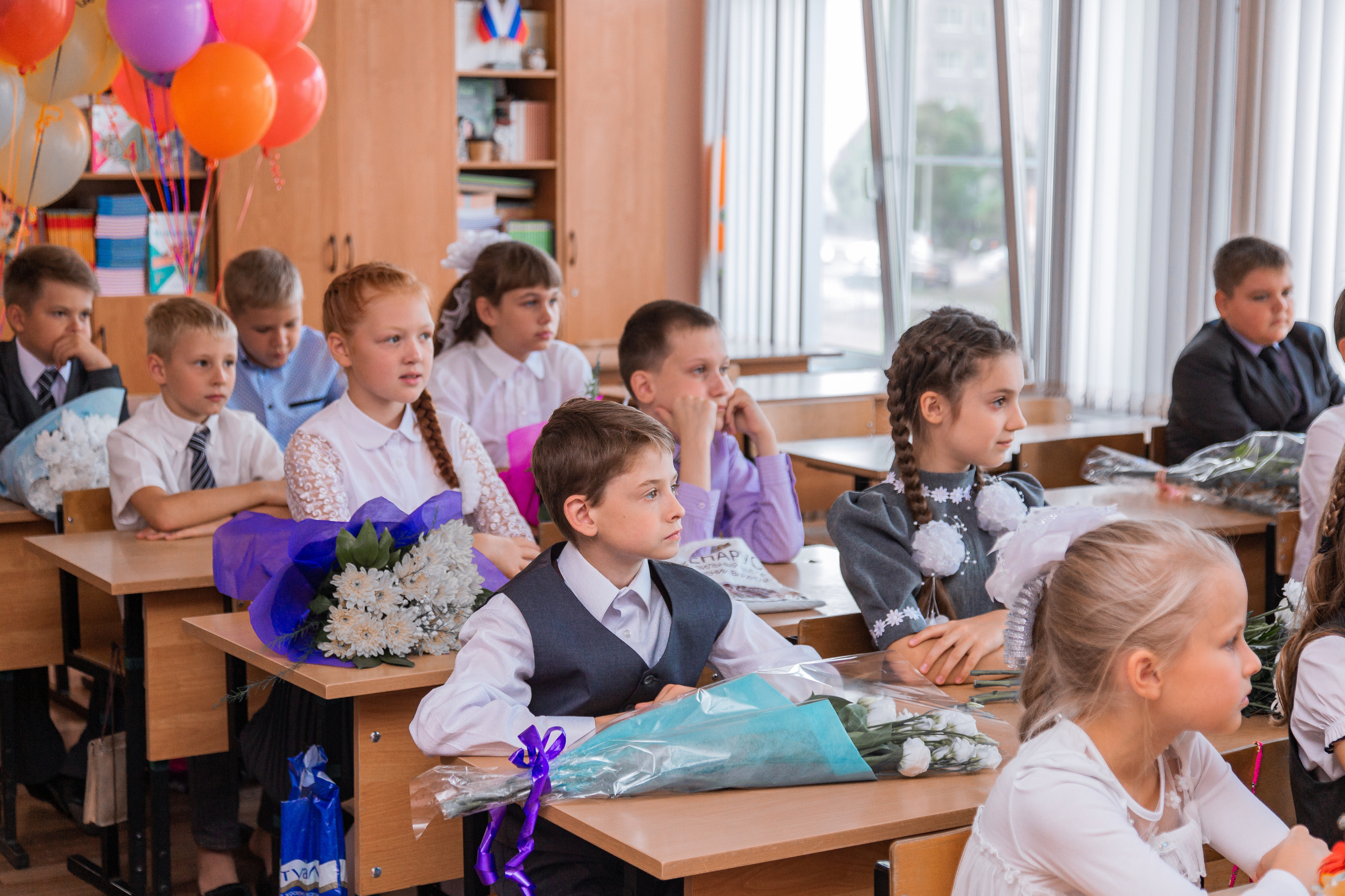 1 сентября для 4 класса. Выпускные альбомы в Подольске Москве и МО