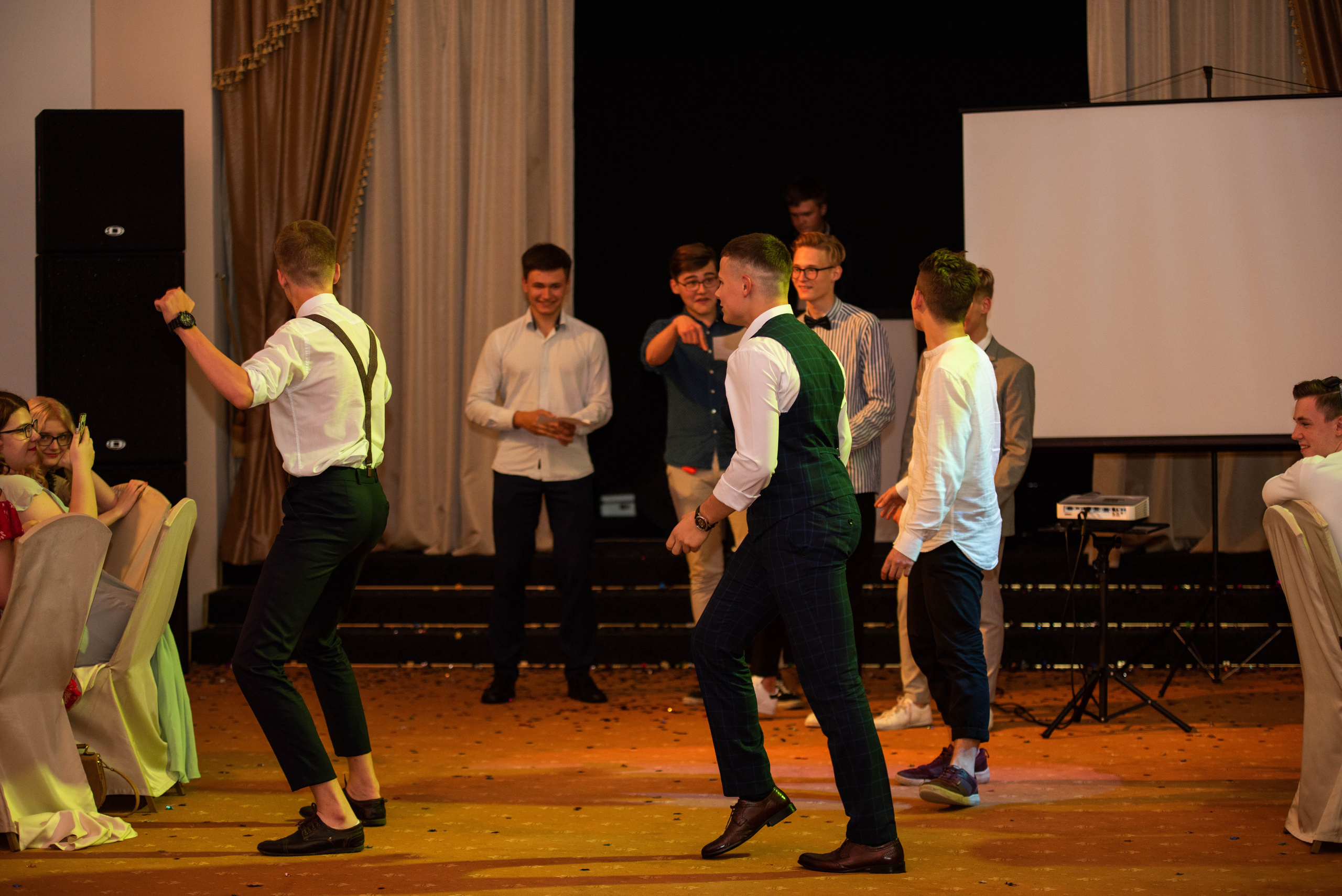 31 школа Выпускной 2019. Выпускные альбомы в Подольске Москве и МО