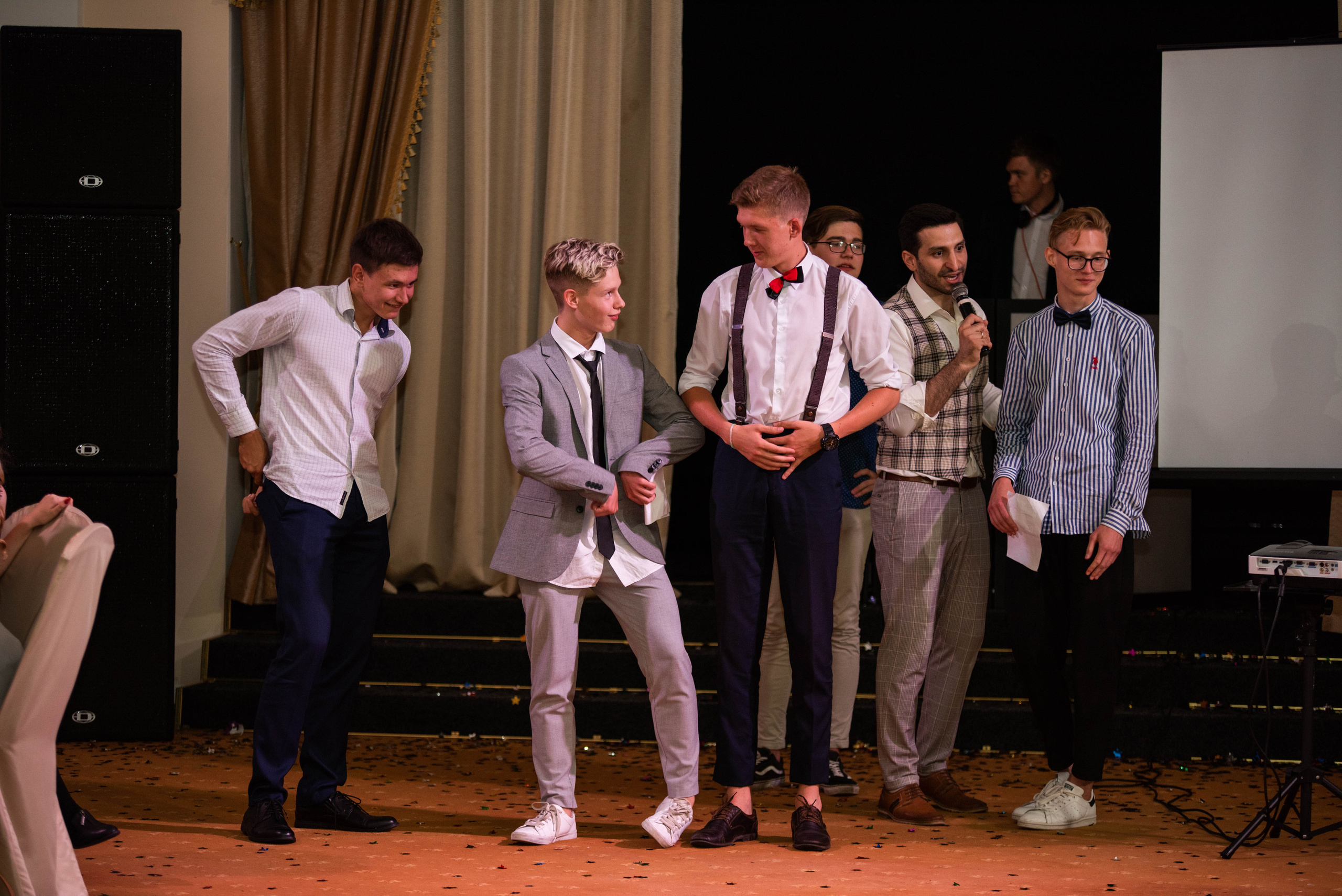 31 школа Выпускной 2019. Выпускные альбомы в Подольске Москве и МО