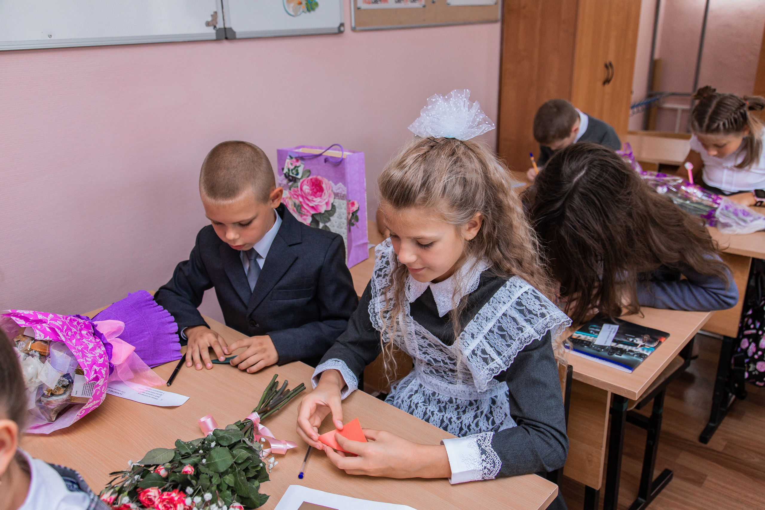 1 сентября для 4 класса. Выпускные альбомы в Подольске Москве и МО