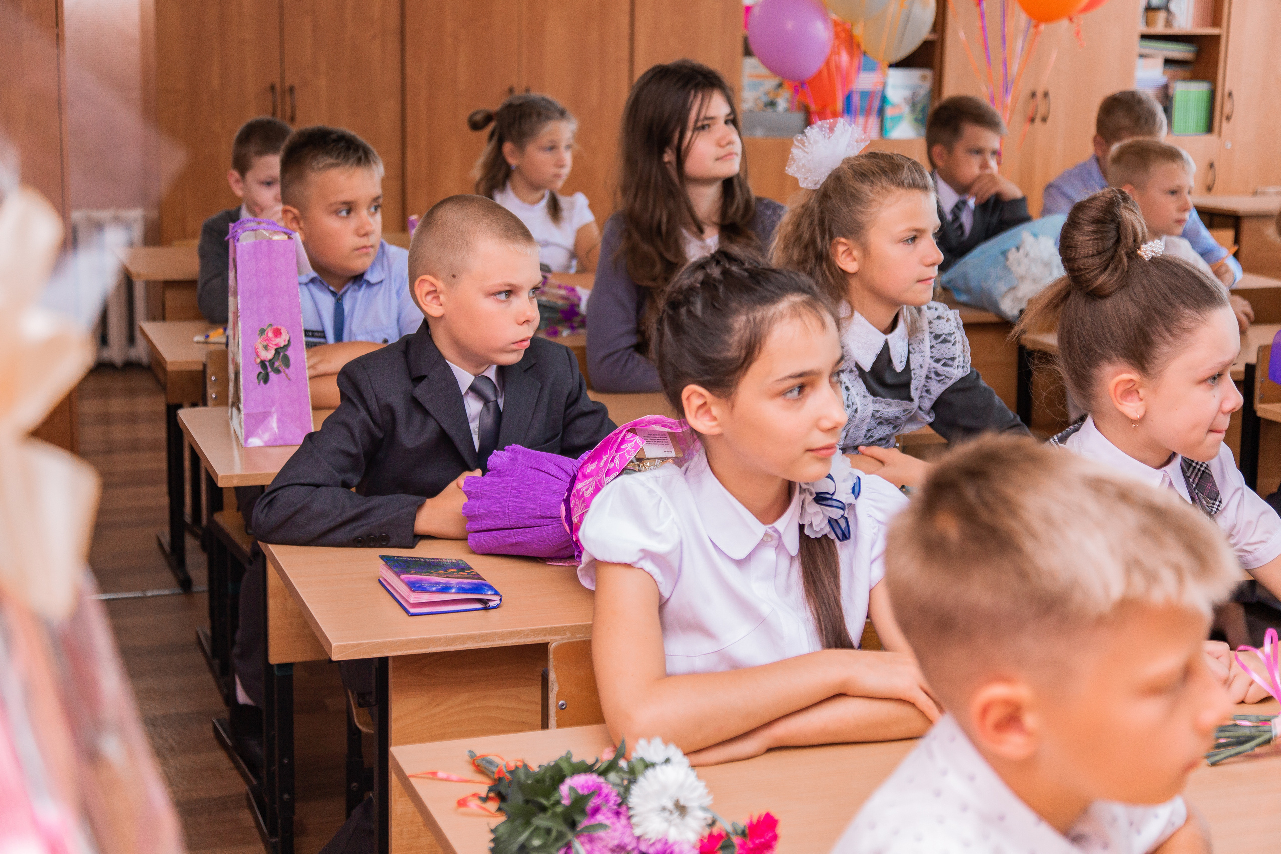 1 сентября для 4 класса. Выпускные альбомы в Подольске Москве и МО