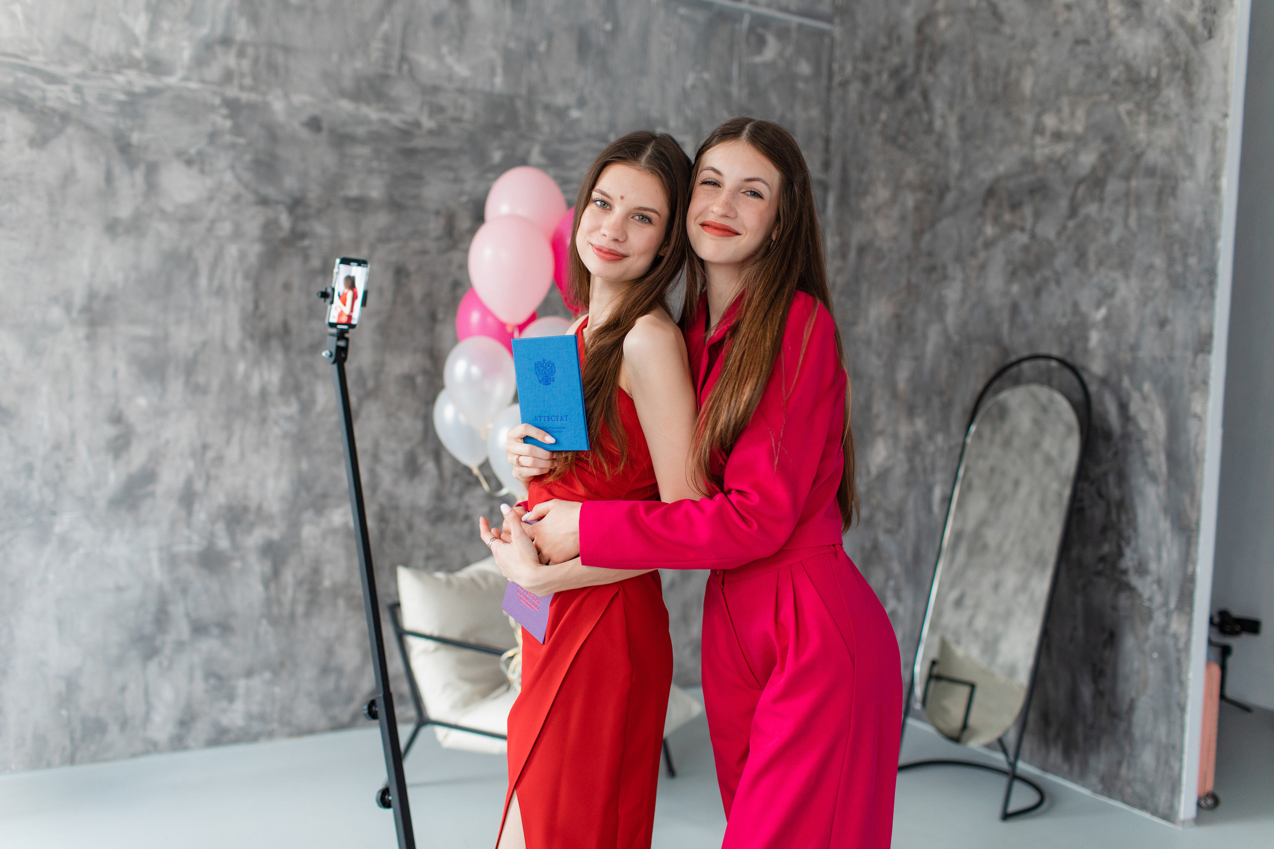 Спиннер 360. Выпускные альбомы в Подольске Москве и МО