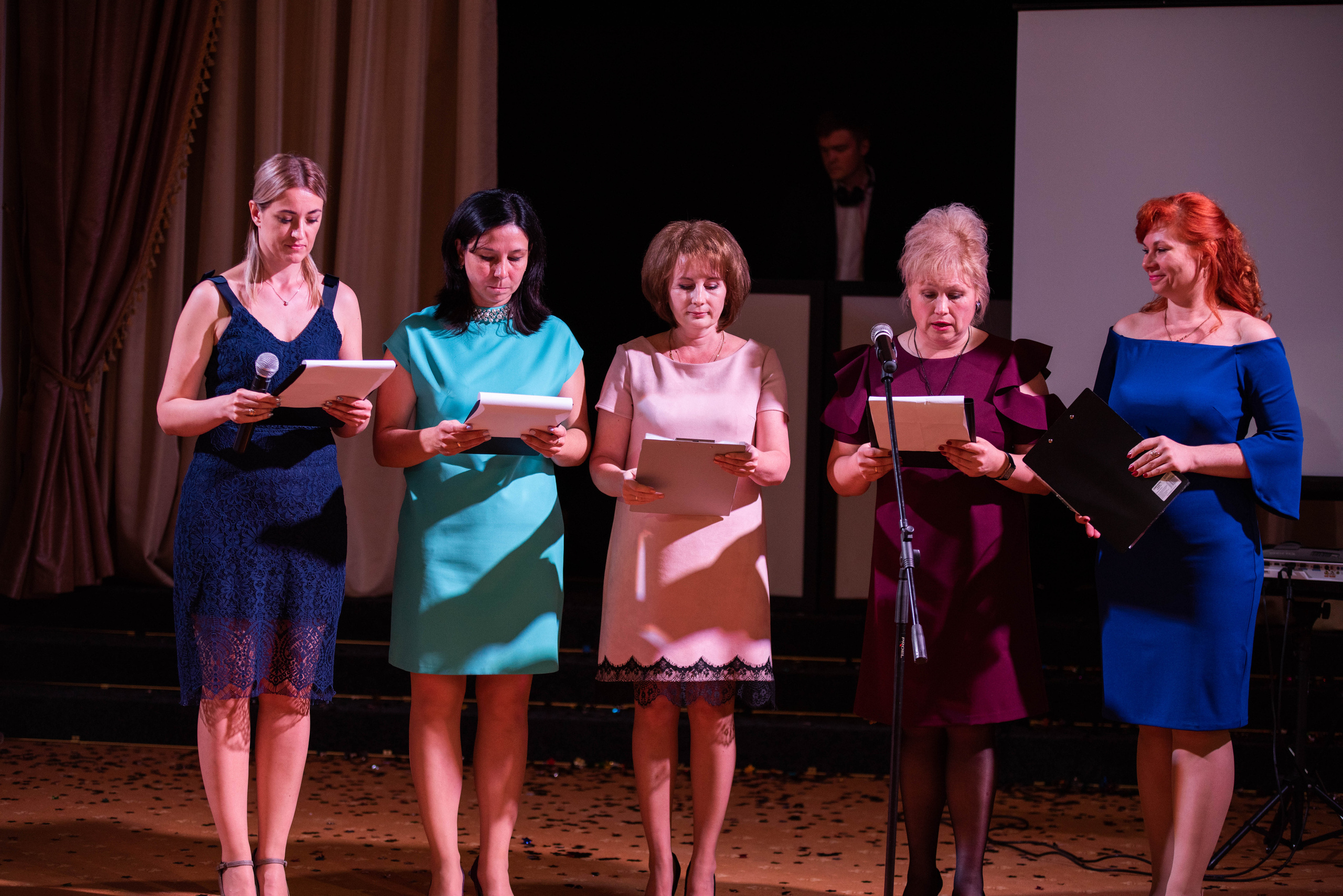 31 школа Выпускной 2019. Выпускные альбомы в Подольске Москве и МО