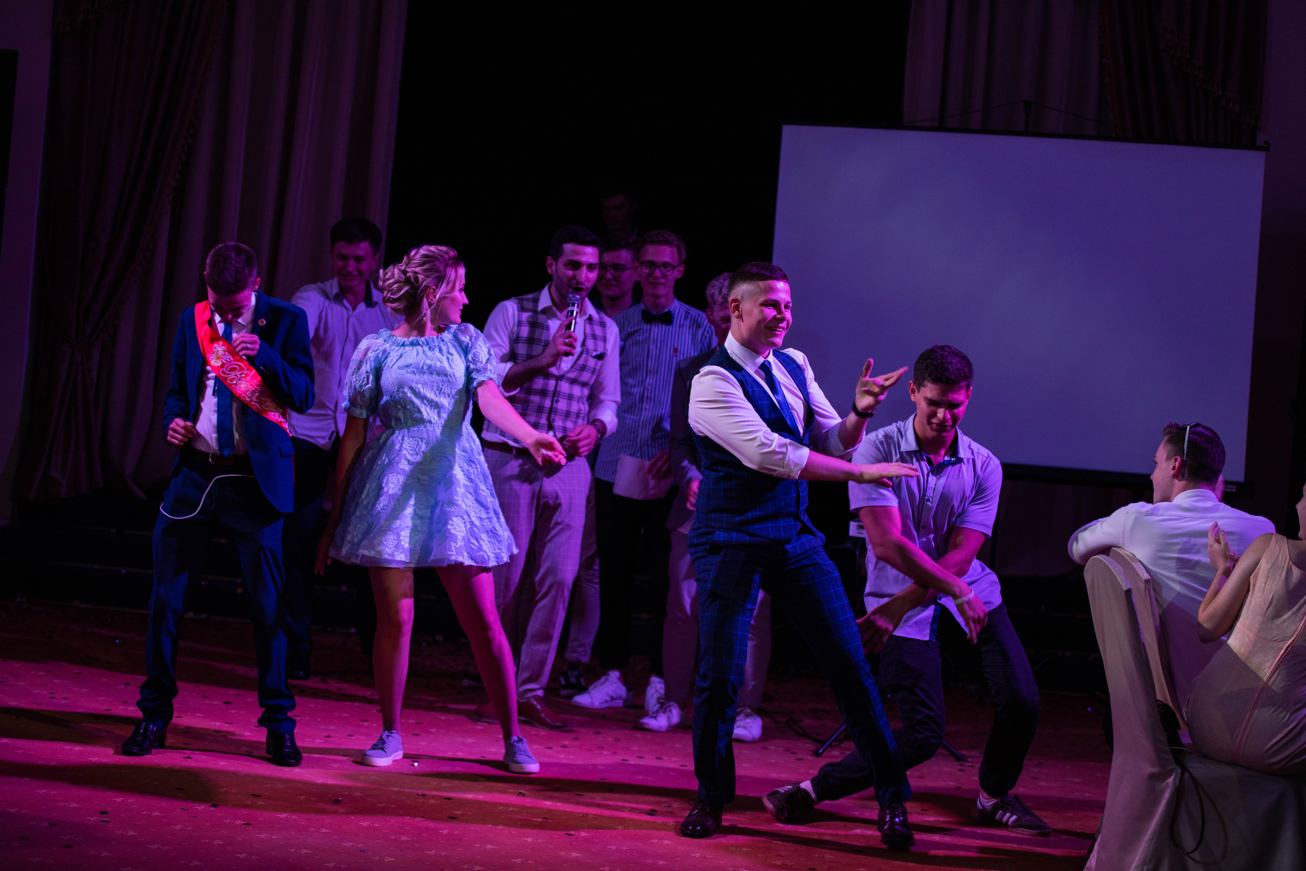 31 школа Выпускной 2019. Выпускные альбомы в Подольске Москве и МО