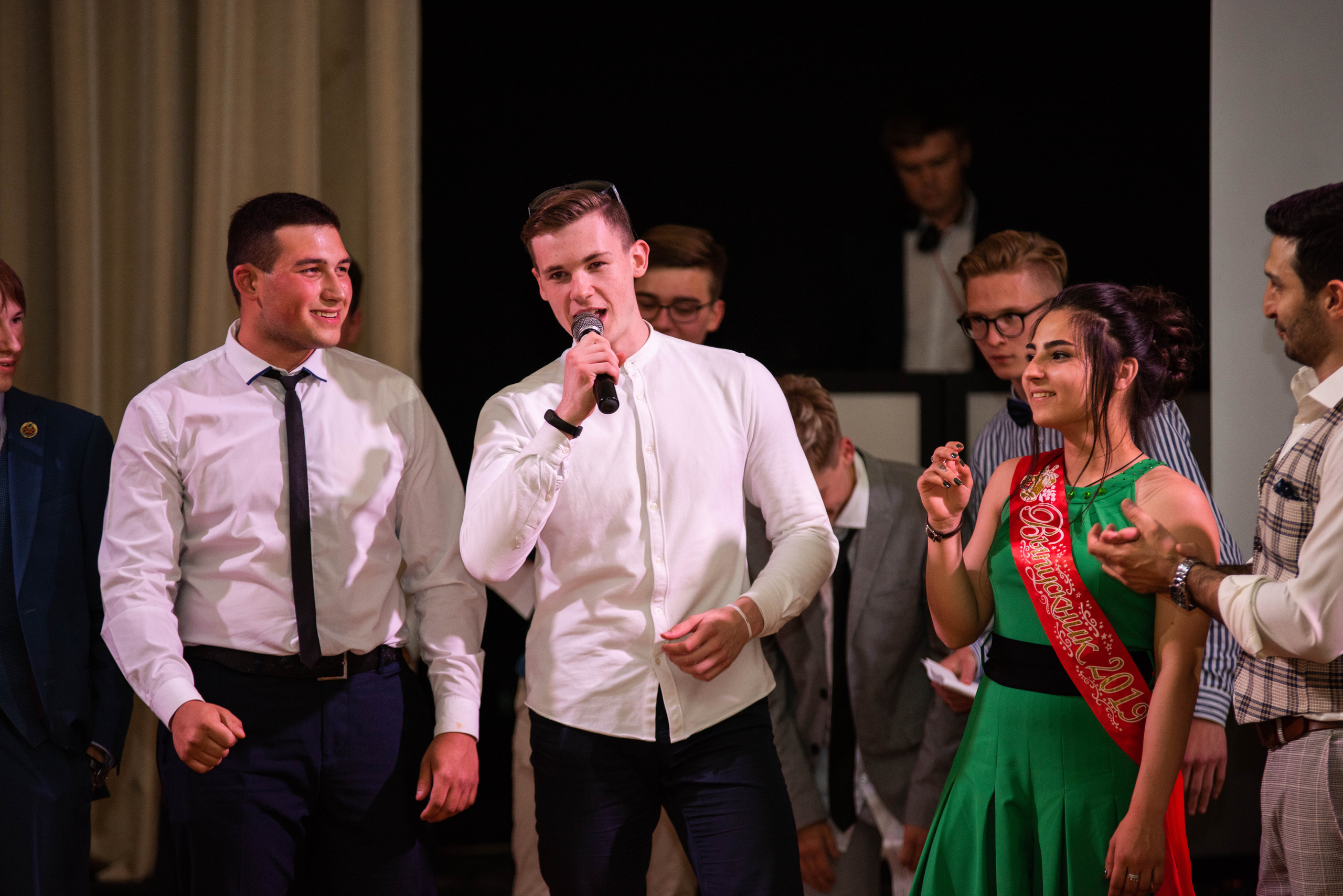 31 школа Выпускной 2019. Выпускные альбомы в Подольске Москве и МО