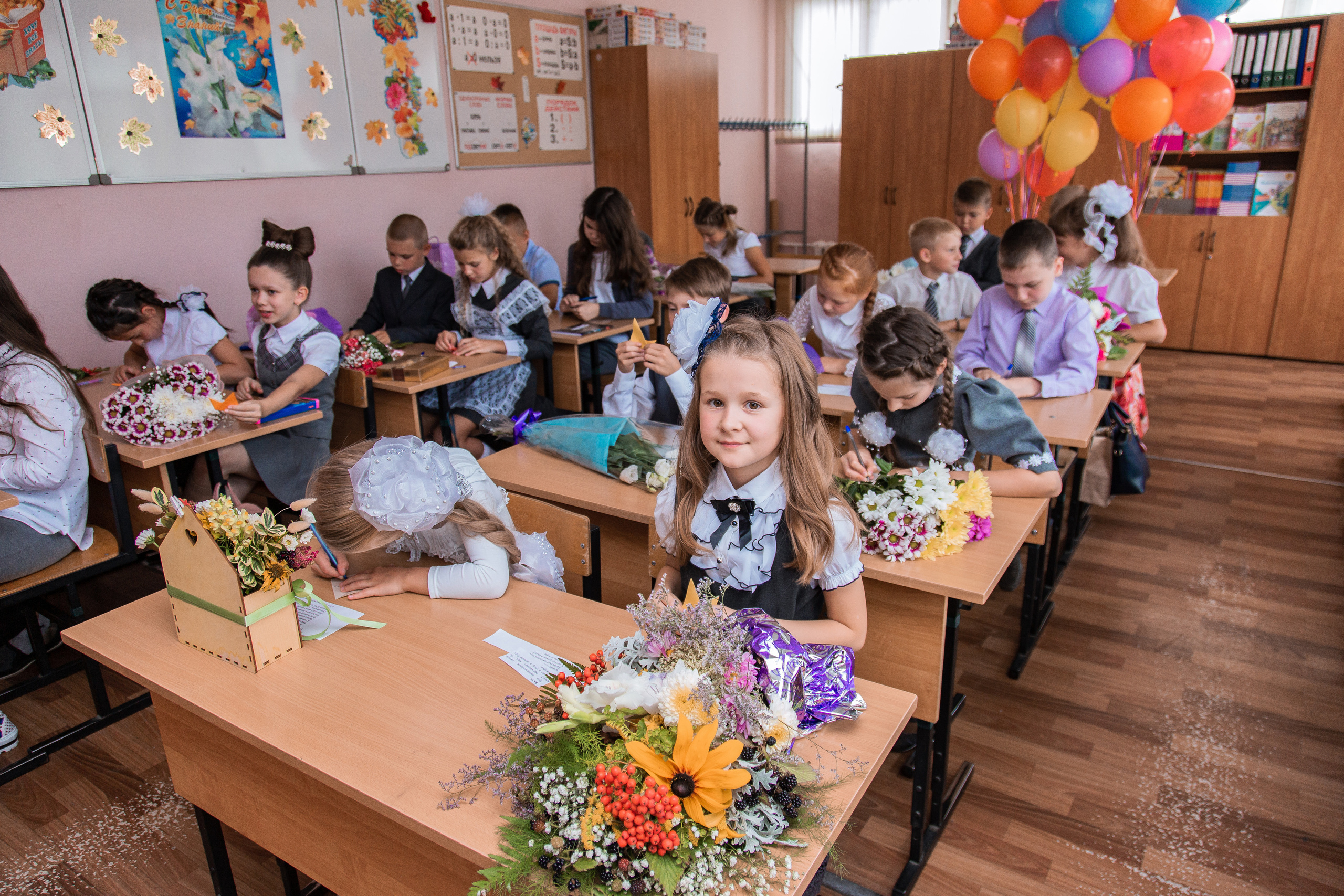 1 сентября для 4 класса. Выпускные альбомы в Подольске Москве и МО