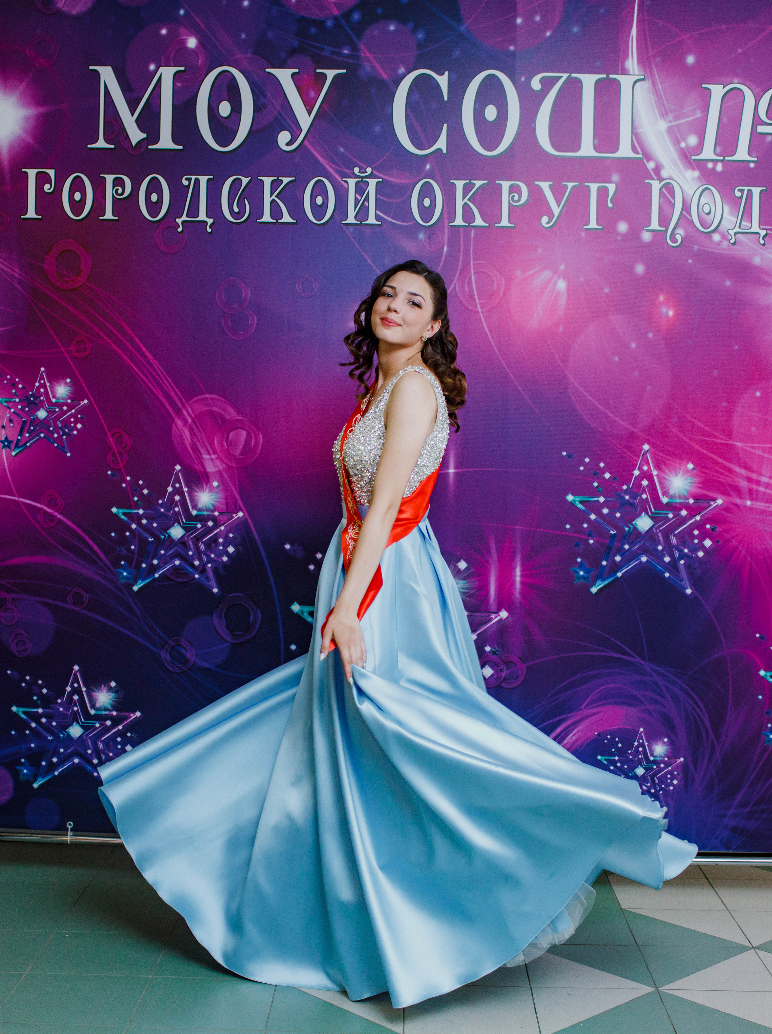 31 школа Выпускной 2019. Выпускные альбомы в Подольске Москве и МО