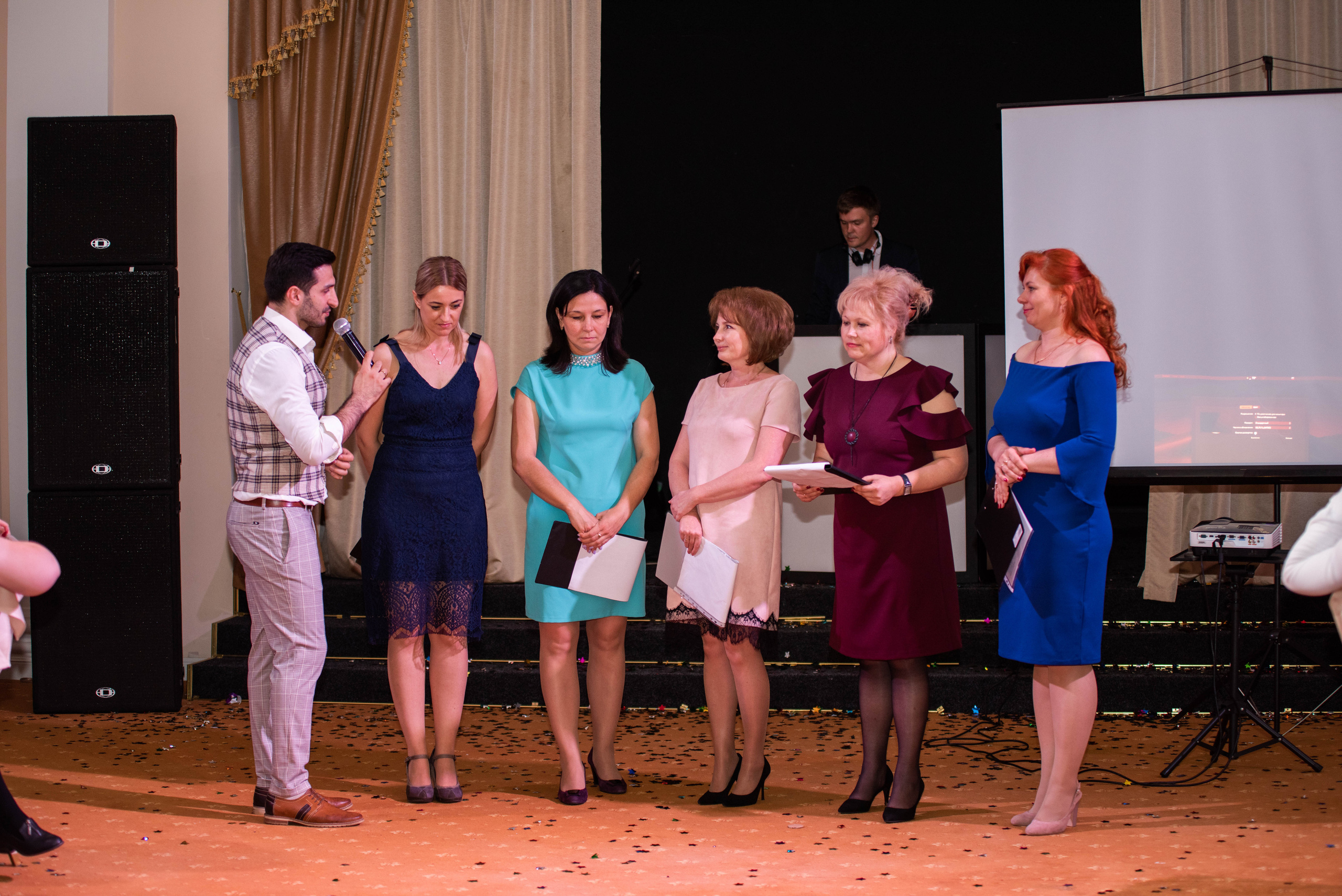 31 школа Выпускной 2019. Выпускные альбомы в Подольске Москве и МО