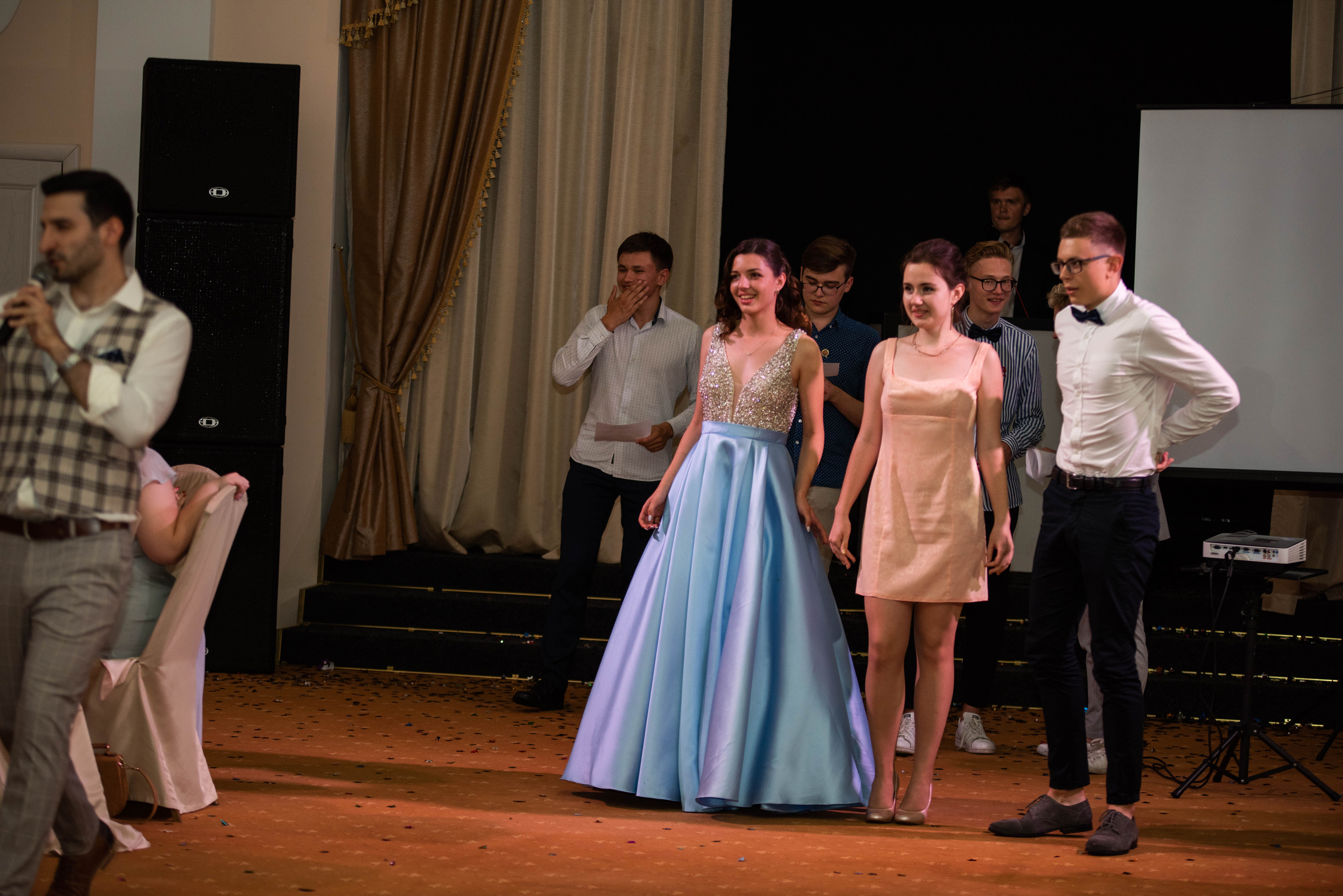 31 школа Выпускной 2019. Выпускные альбомы в Подольске Москве и МО