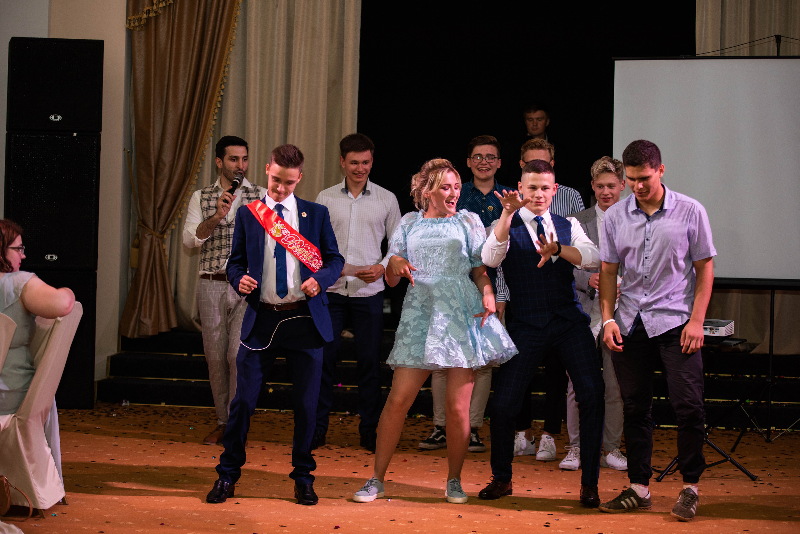 31 школа Выпускной 2019. Выпускные альбомы в Подольске Москве и МО