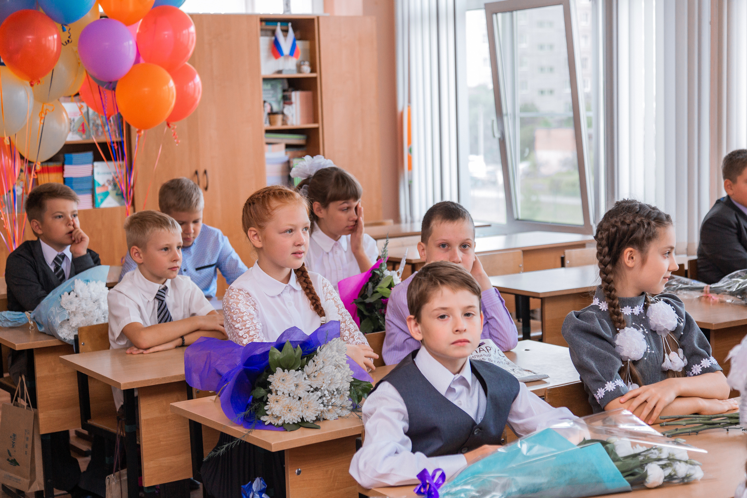 1 сентября для 4 класса. Выпускные альбомы в Подольске Москве и МО