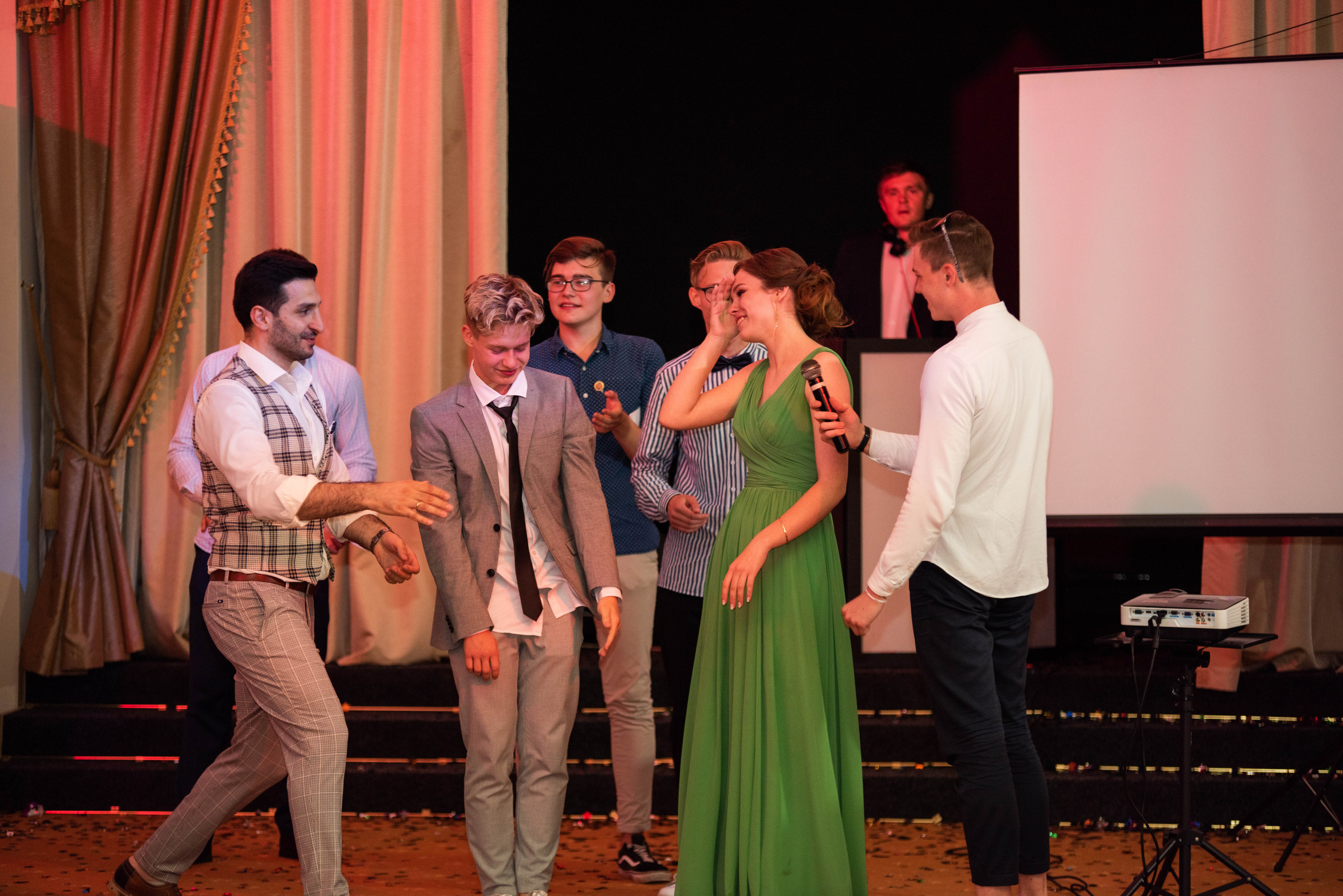 31 школа Выпускной 2019. Выпускные альбомы в Подольске Москве и МО