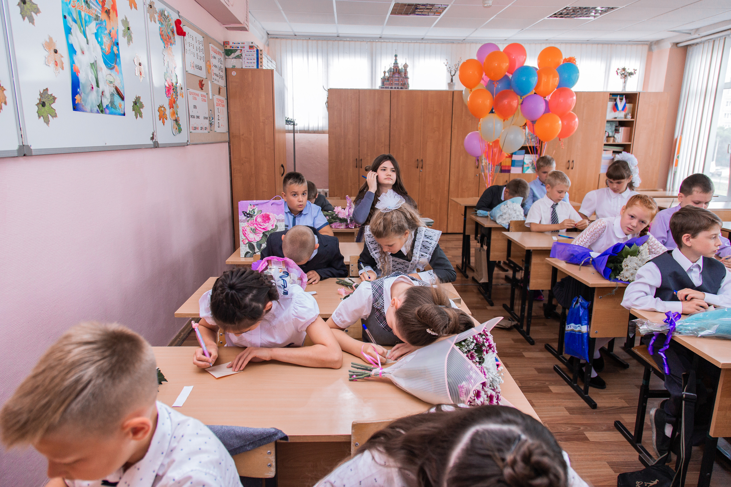 1 сентября для 4 класса. Выпускные альбомы в Подольске Москве и МО