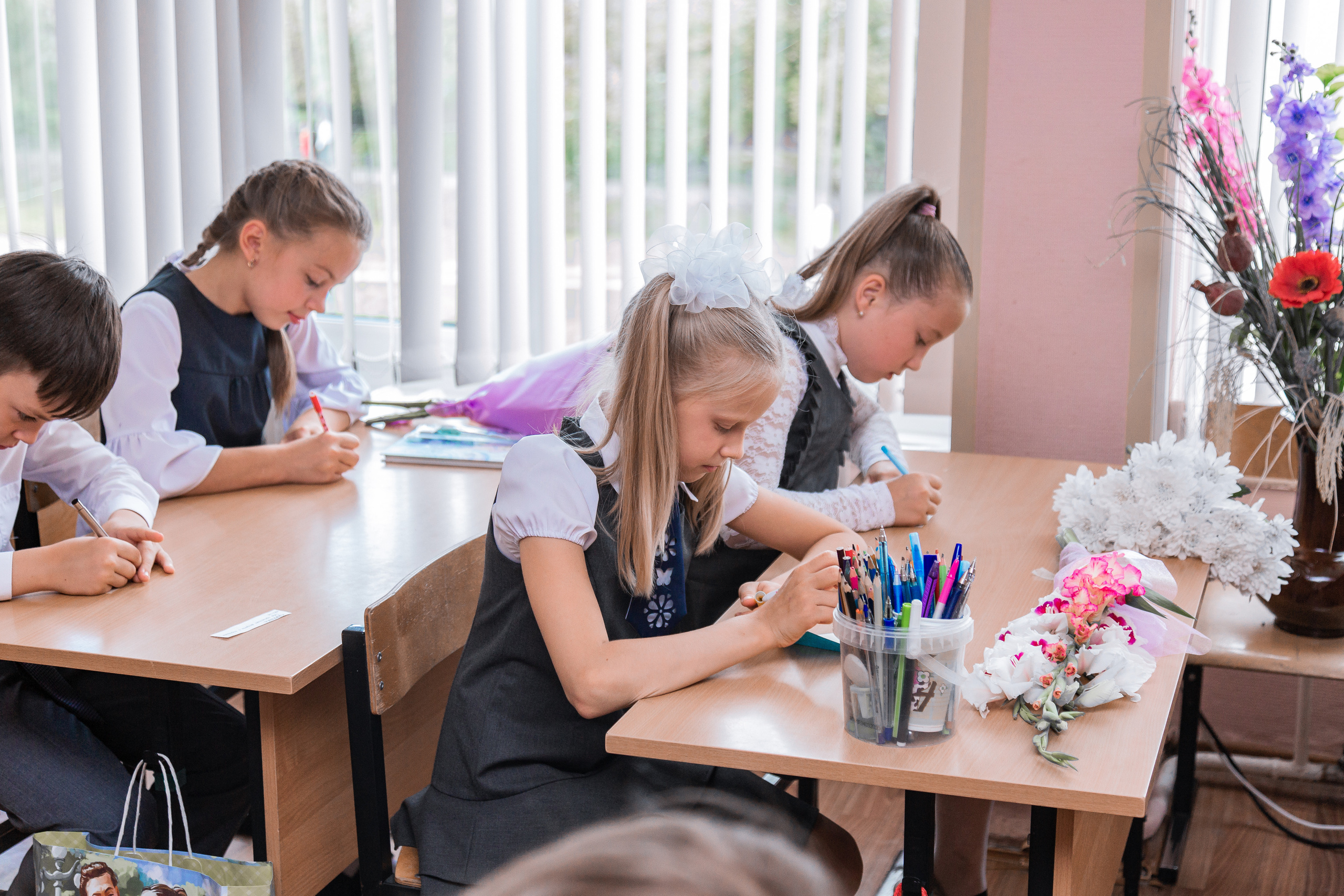 1 сентября для 4 класса. Выпускные альбомы в Подольске Москве и МО