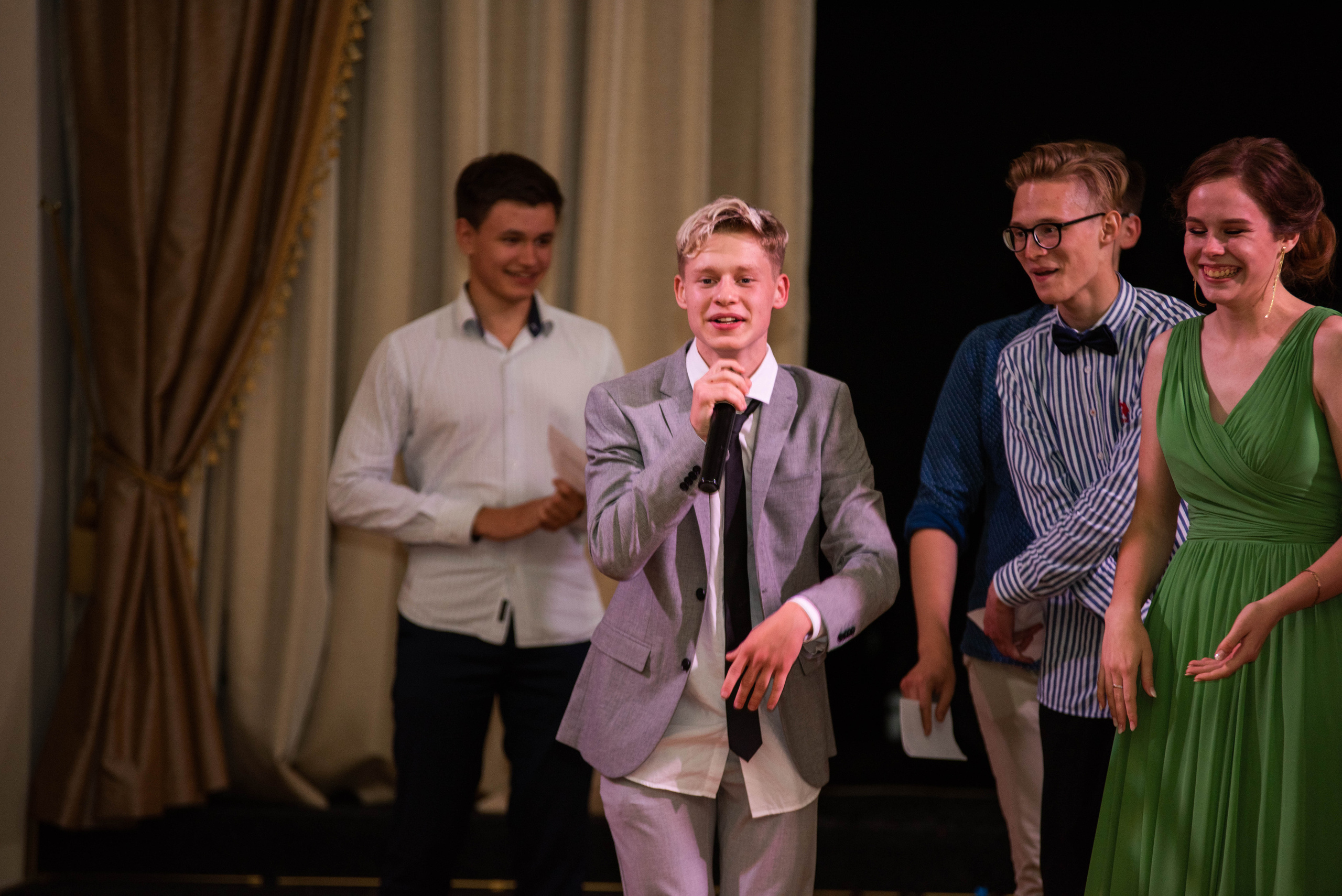 31 школа Выпускной 2019. Выпускные альбомы в Подольске Москве и МО