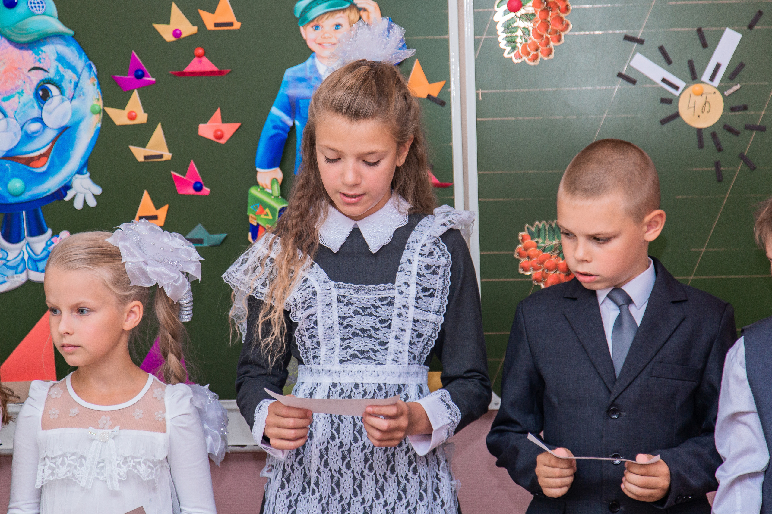 1 сентября для 4 класса. Выпускные альбомы в Подольске Москве и МО