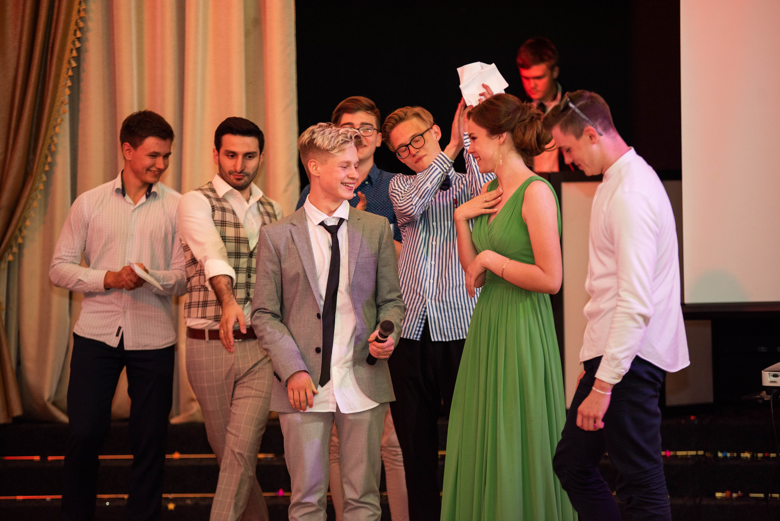 31 школа Выпускной 2019. Выпускные альбомы в Подольске Москве и МО