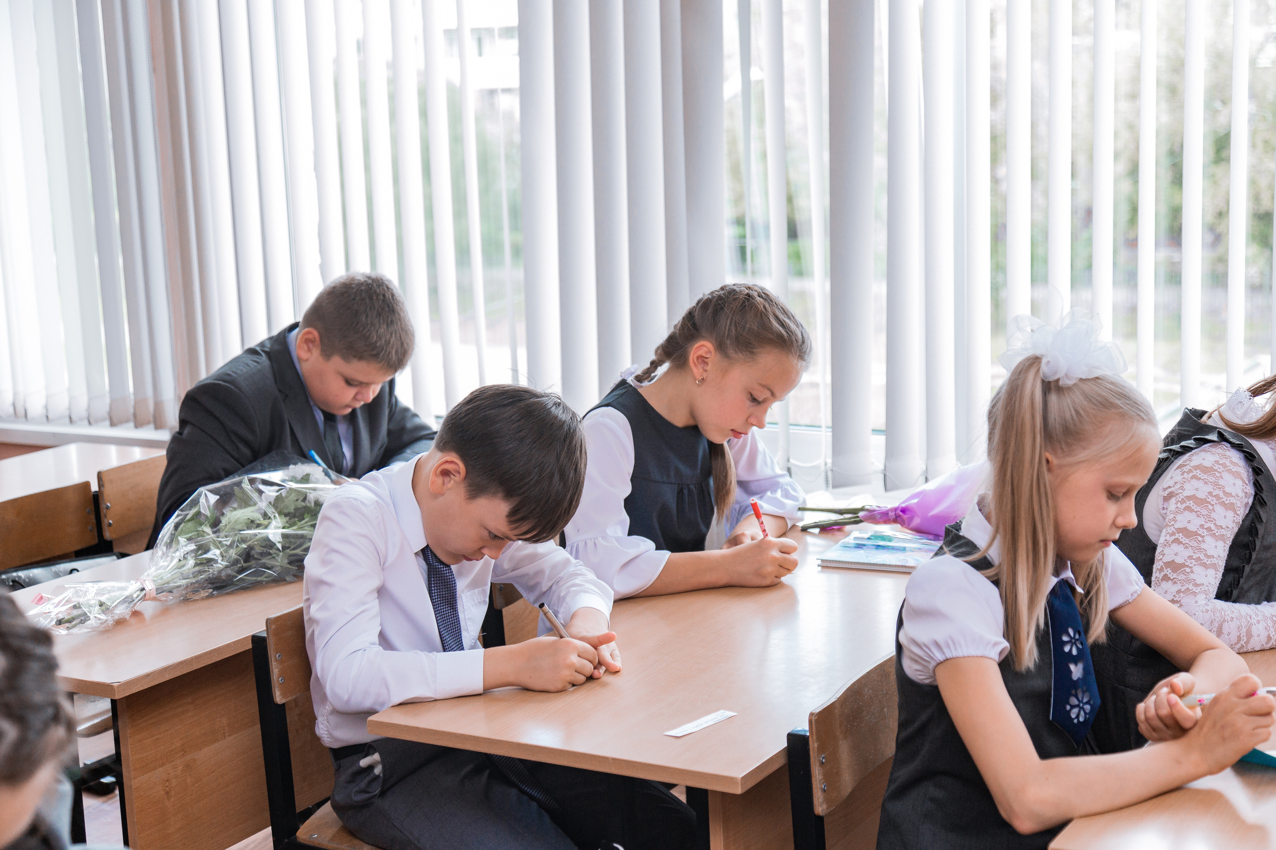 1 сентября для 4 класса. Выпускные альбомы в Подольске Москве и МО