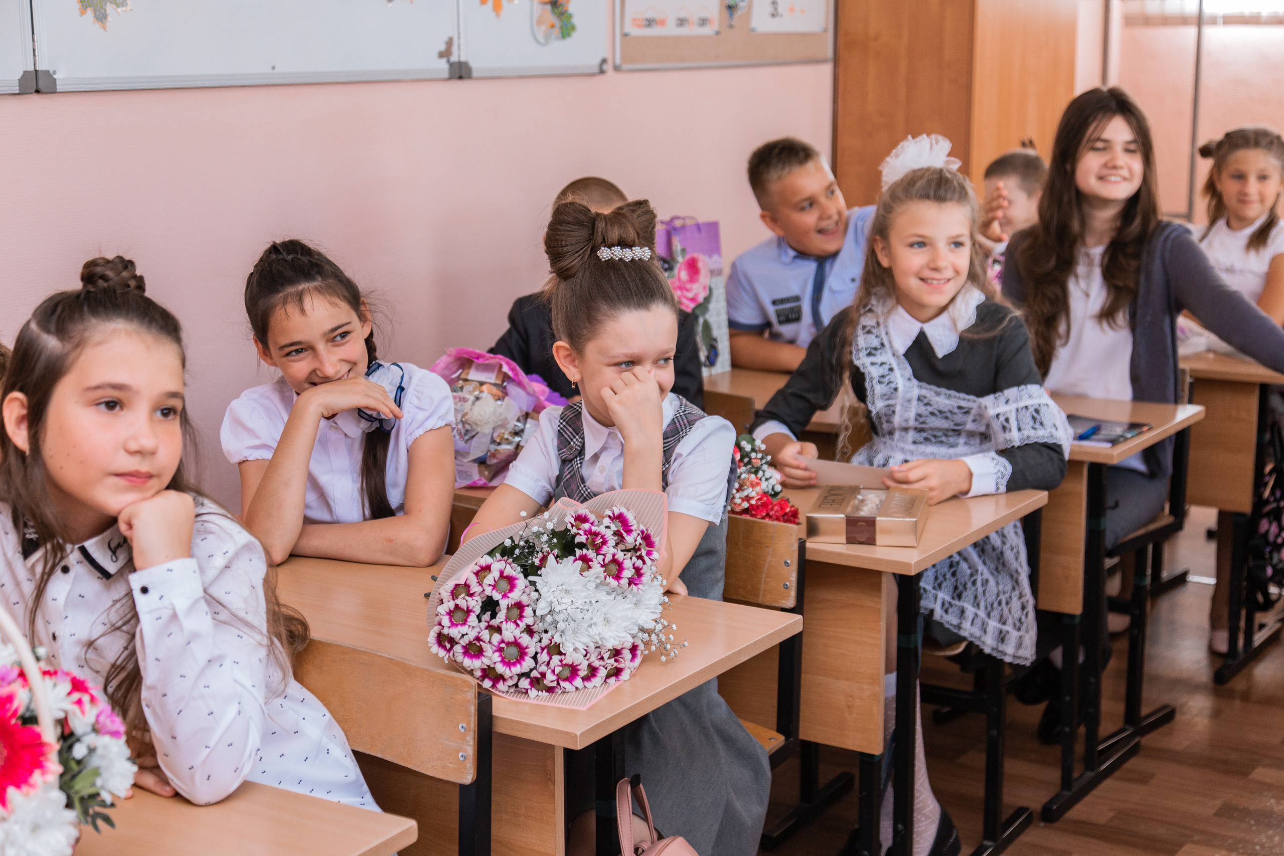 1 сентября для 4 класса. Выпускные альбомы в Подольске Москве и МО