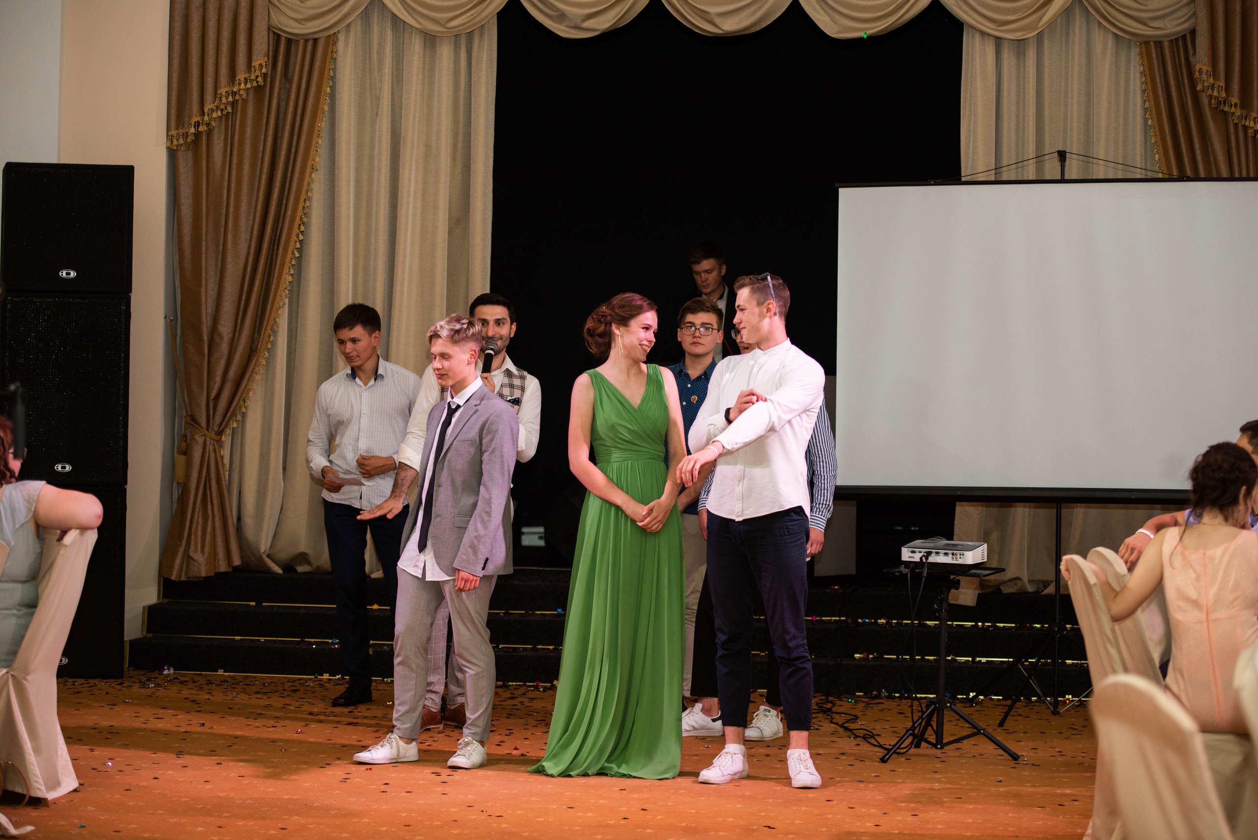 31 школа Выпускной 2019. Выпускные альбомы в Подольске Москве и МО