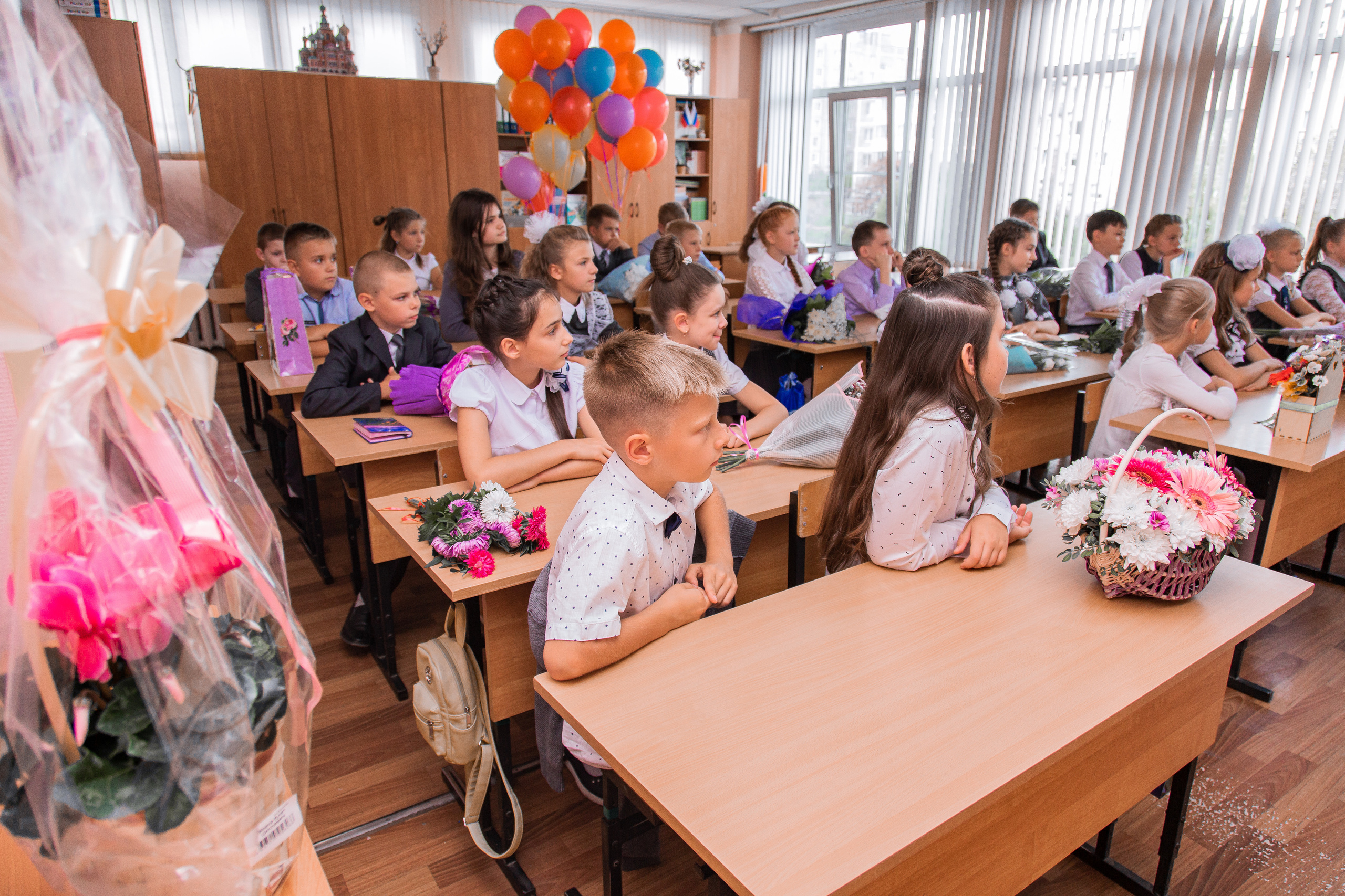 1 сентября для 4 класса. Выпускные альбомы в Подольске Москве и МО