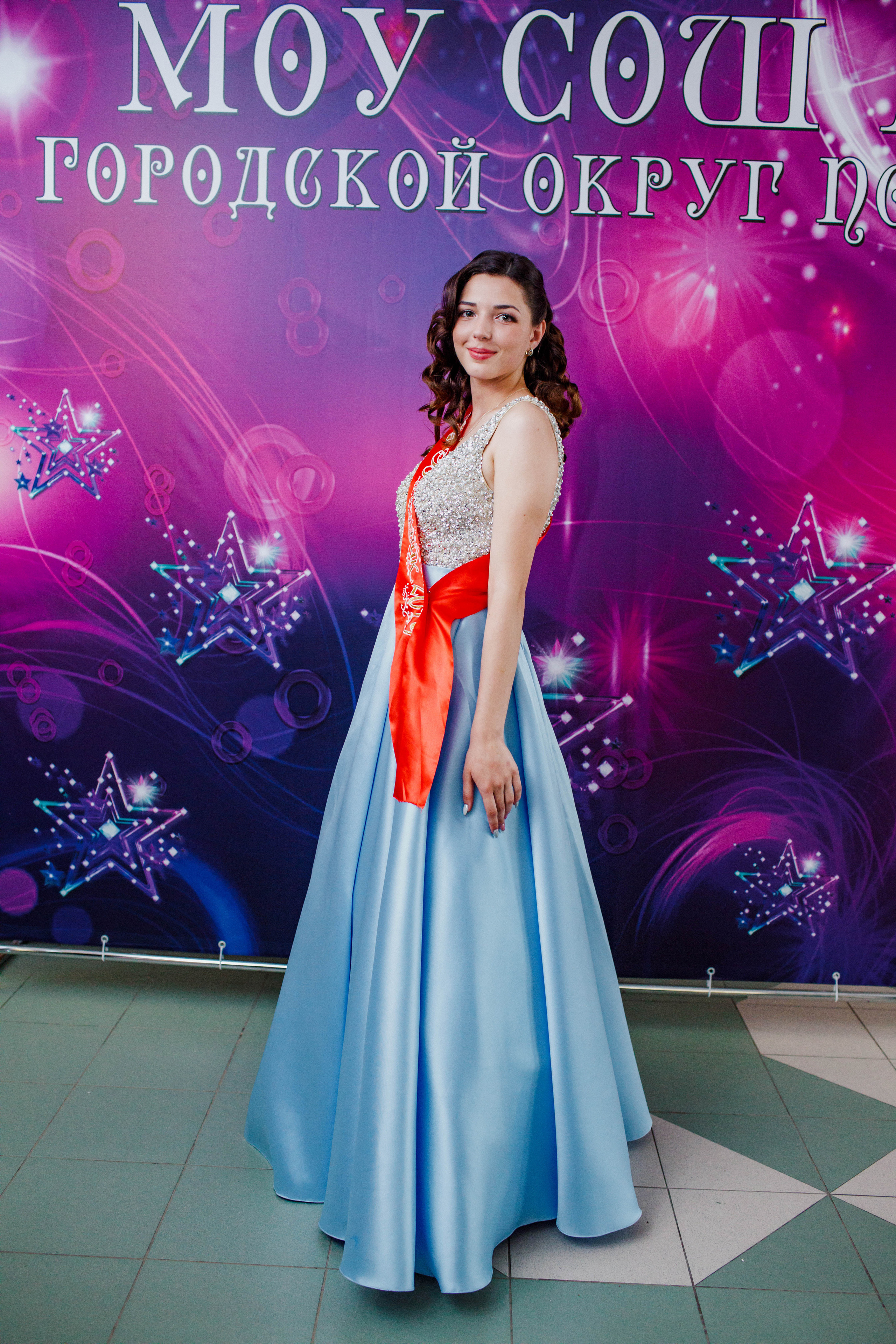 31 школа Выпускной 2019. Выпускные альбомы в Подольске Москве и МО