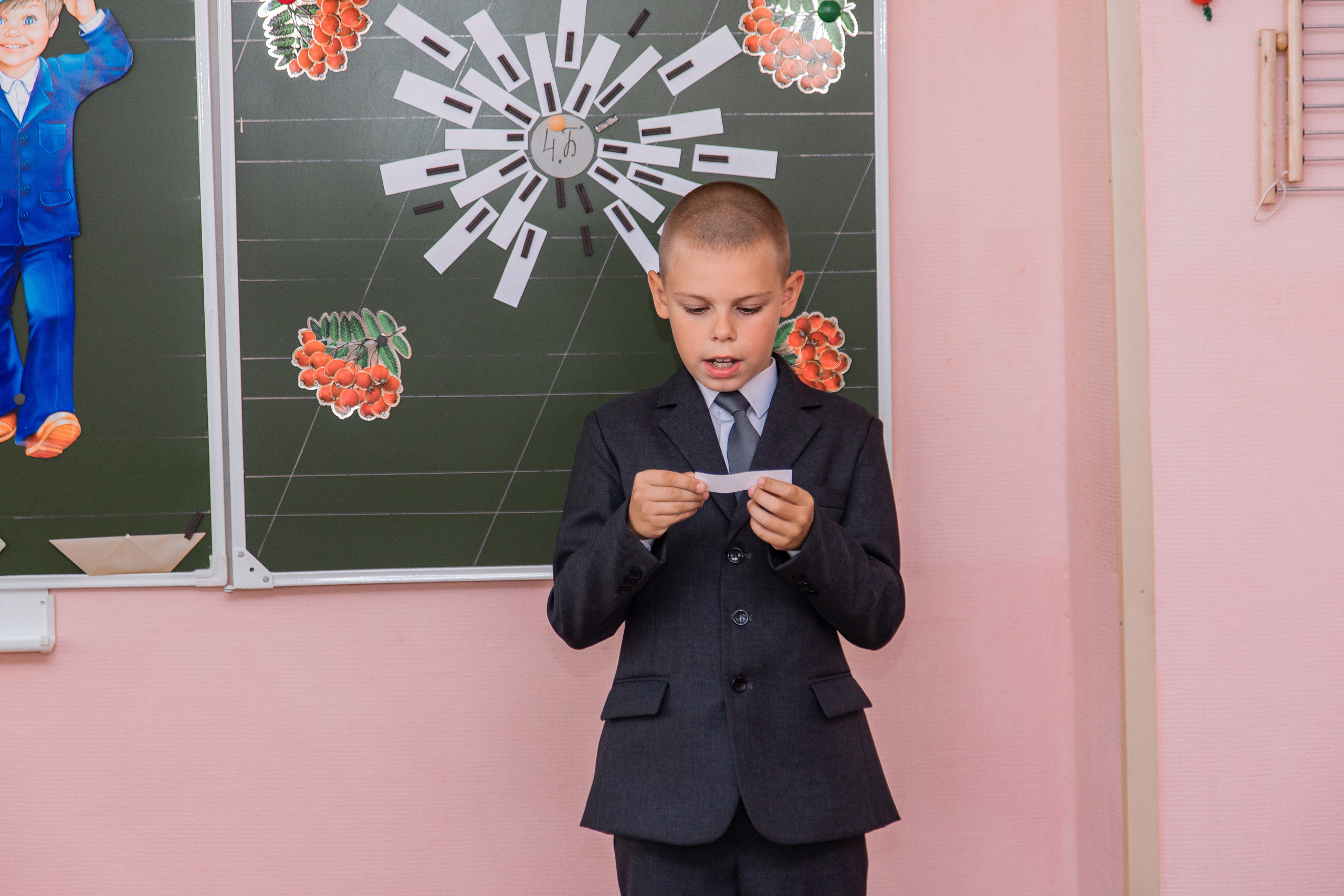 1 сентября для 4 класса. Выпускные альбомы в Подольске Москве и МО