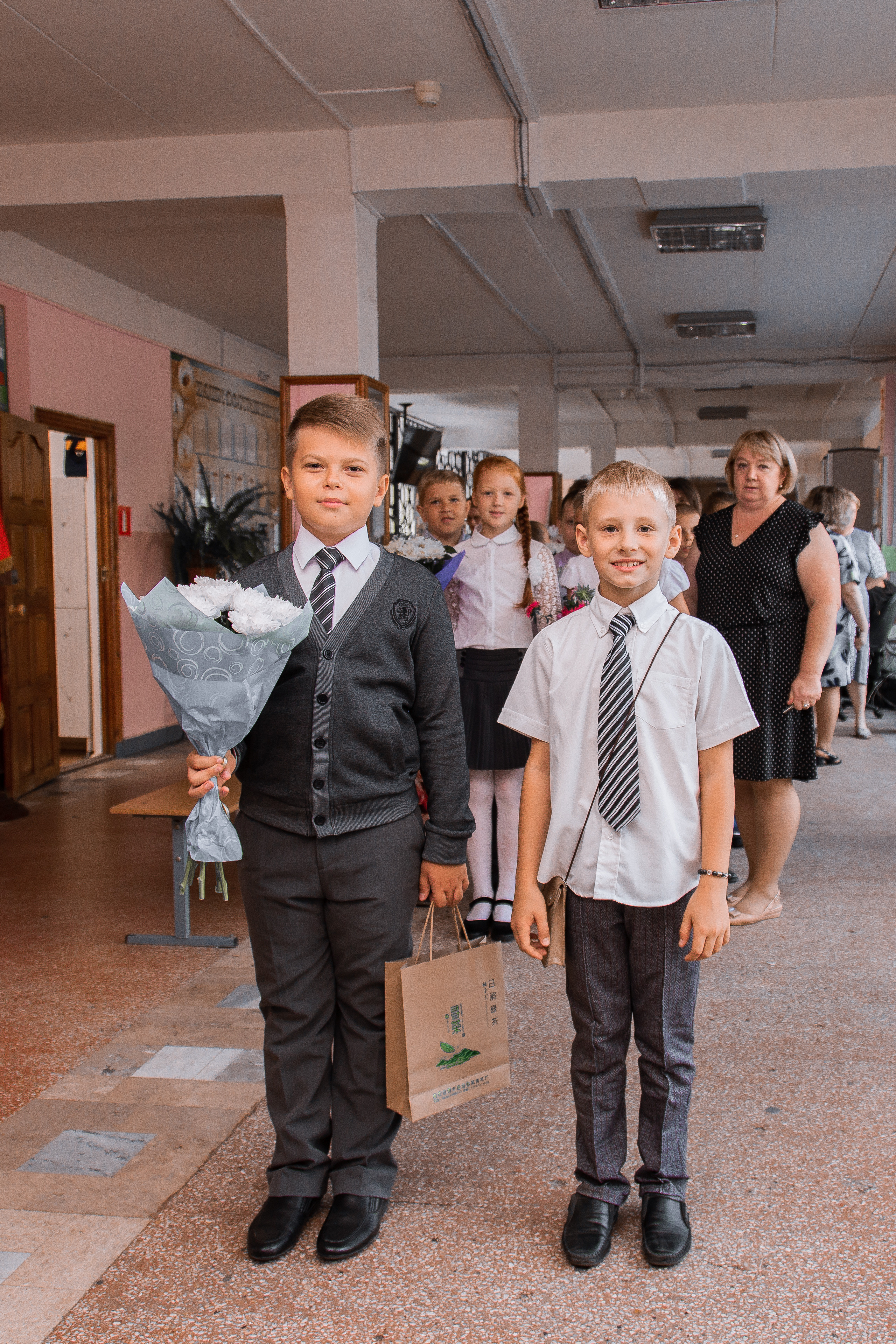 1 сентября для 4 класса. Выпускные альбомы в Подольске Москве и МО