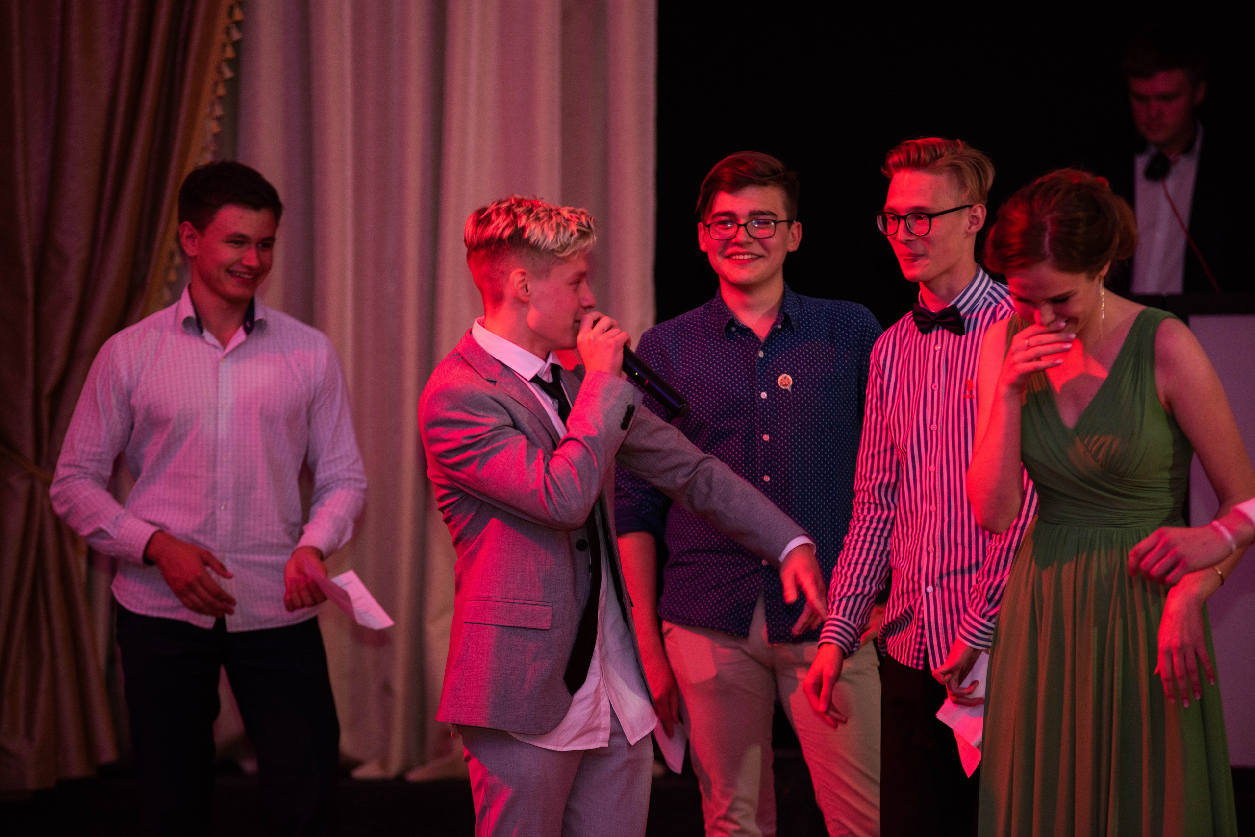 31 школа Выпускной 2019. Выпускные альбомы в Подольске Москве и МО