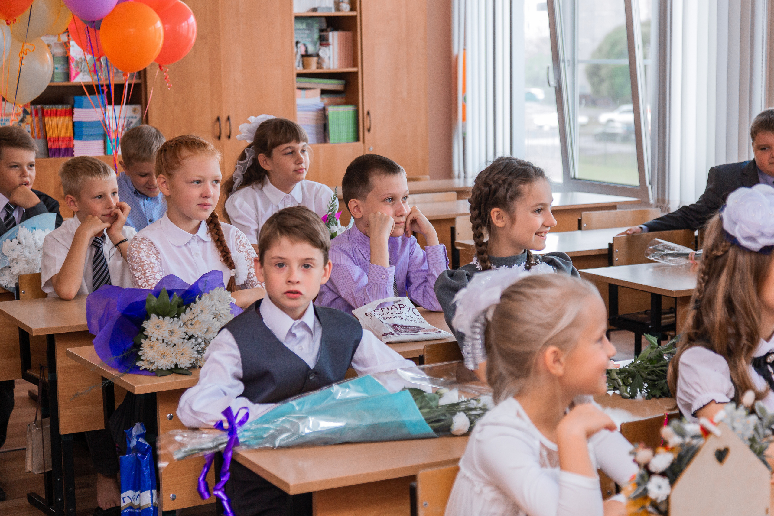 1 сентября для 4 класса. Выпускные альбомы в Подольске Москве и МО