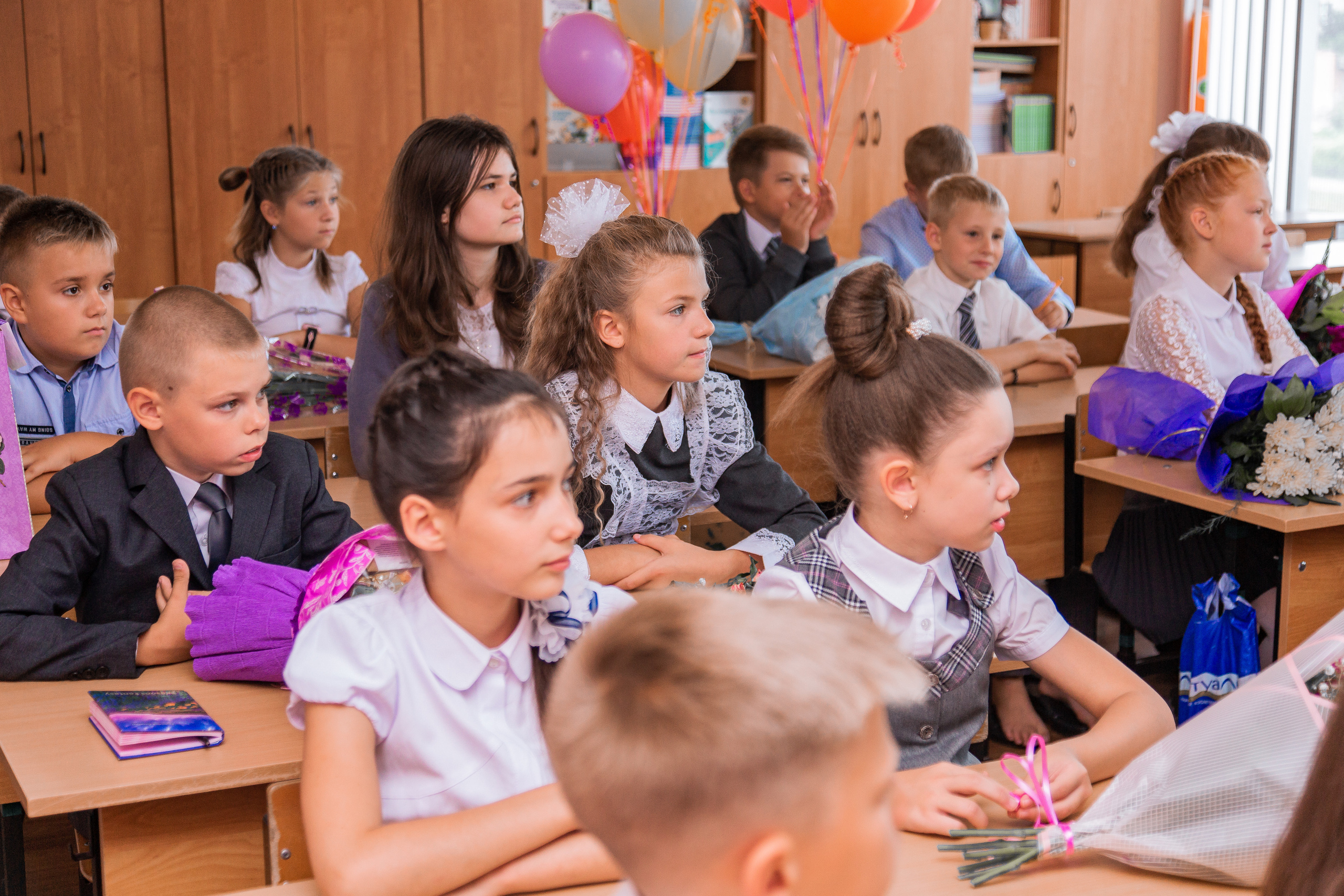 1 сентября для 4 класса. Выпускные альбомы в Подольске Москве и МО