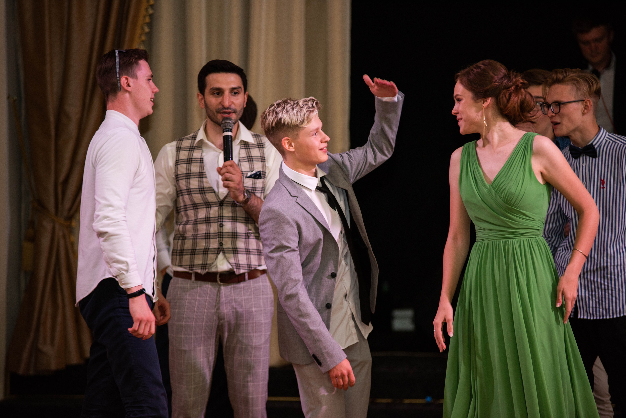 31 школа Выпускной 2019. Выпускные альбомы в Подольске Москве и МО