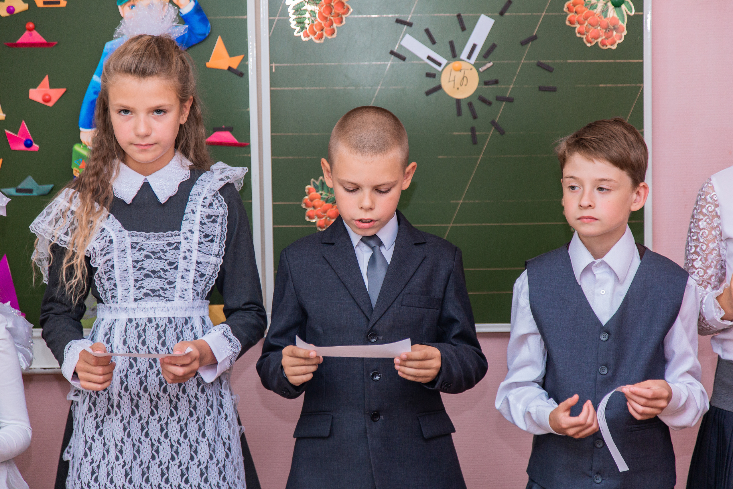 1 сентября для 4 класса. Выпускные альбомы в Подольске Москве и МО