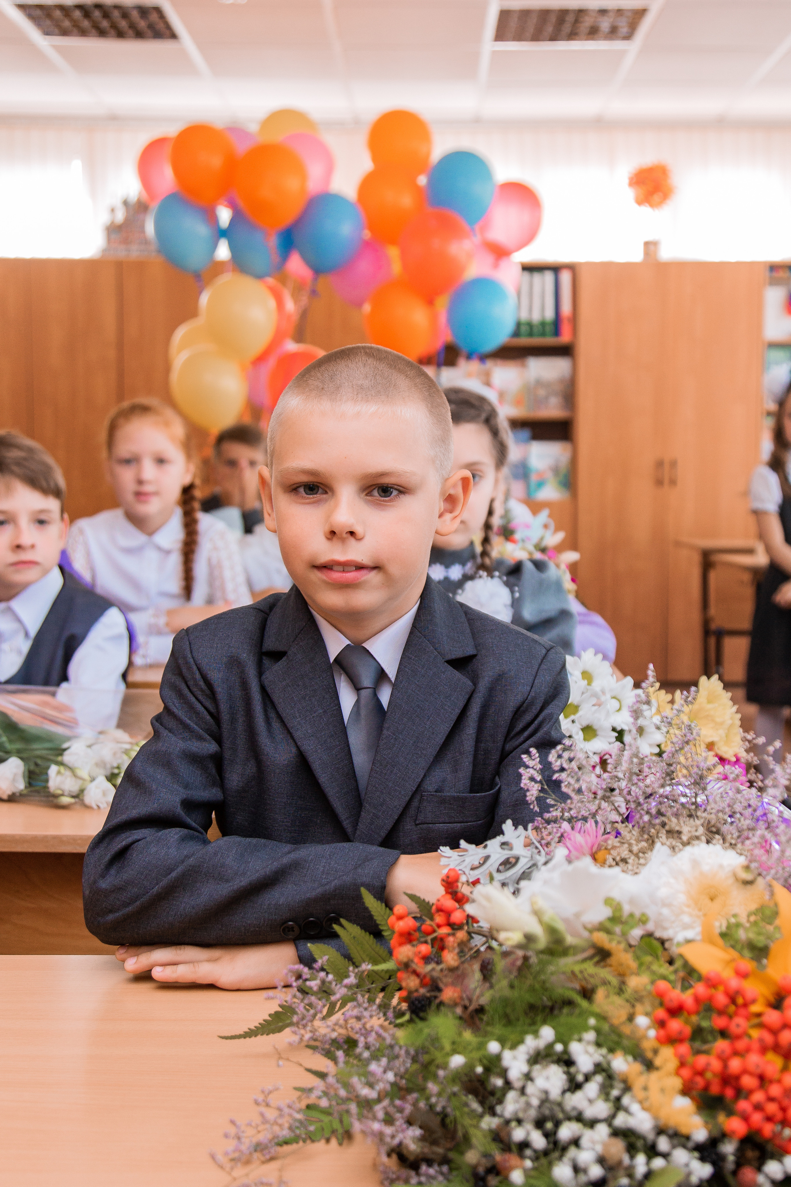 1 сентября для 4 класса. Выпускные альбомы в Подольске Москве и МО