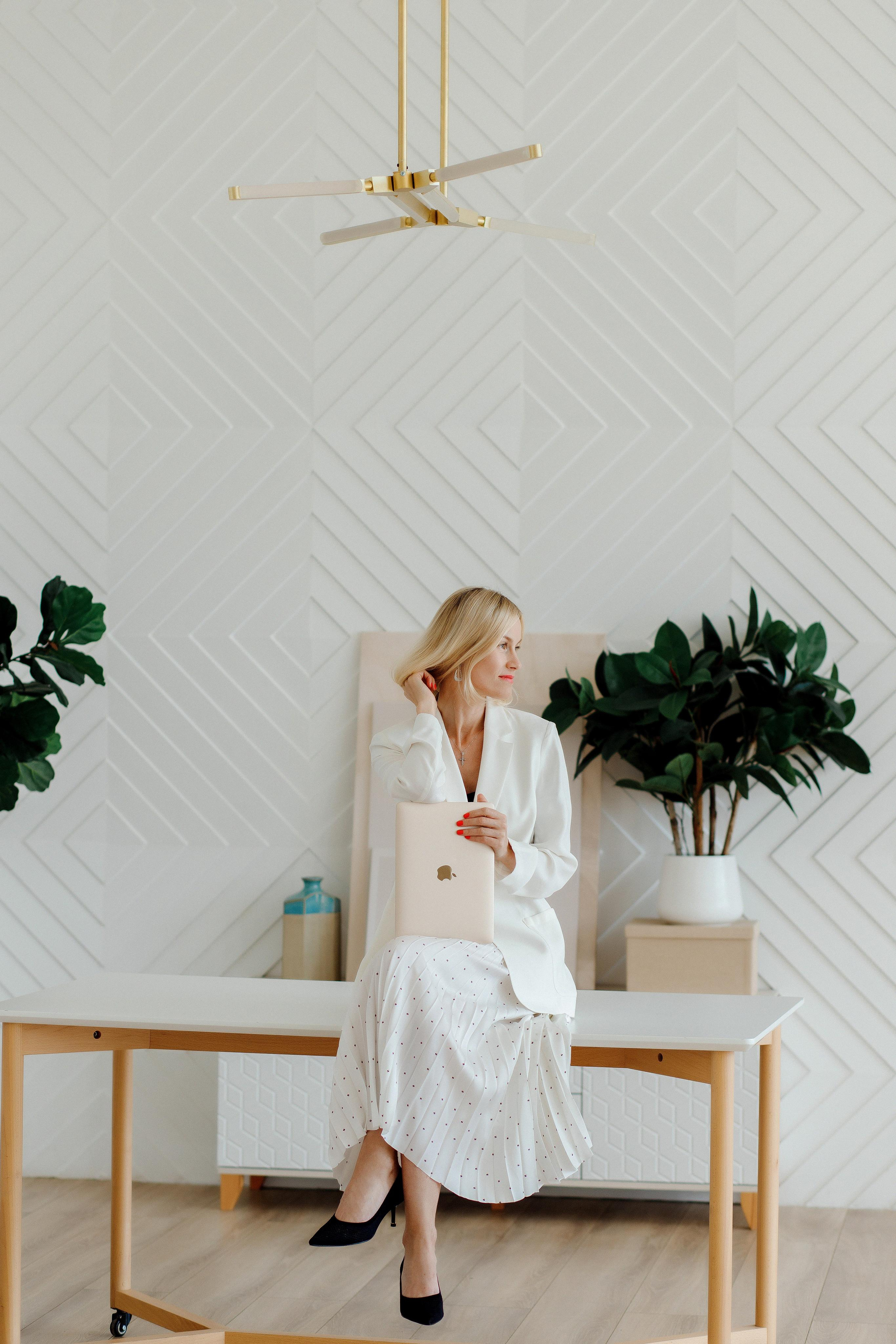 Имиджевая фотосессия для Людмилы — руководителя сети детских садов. Фотограф Александра Сыщенко