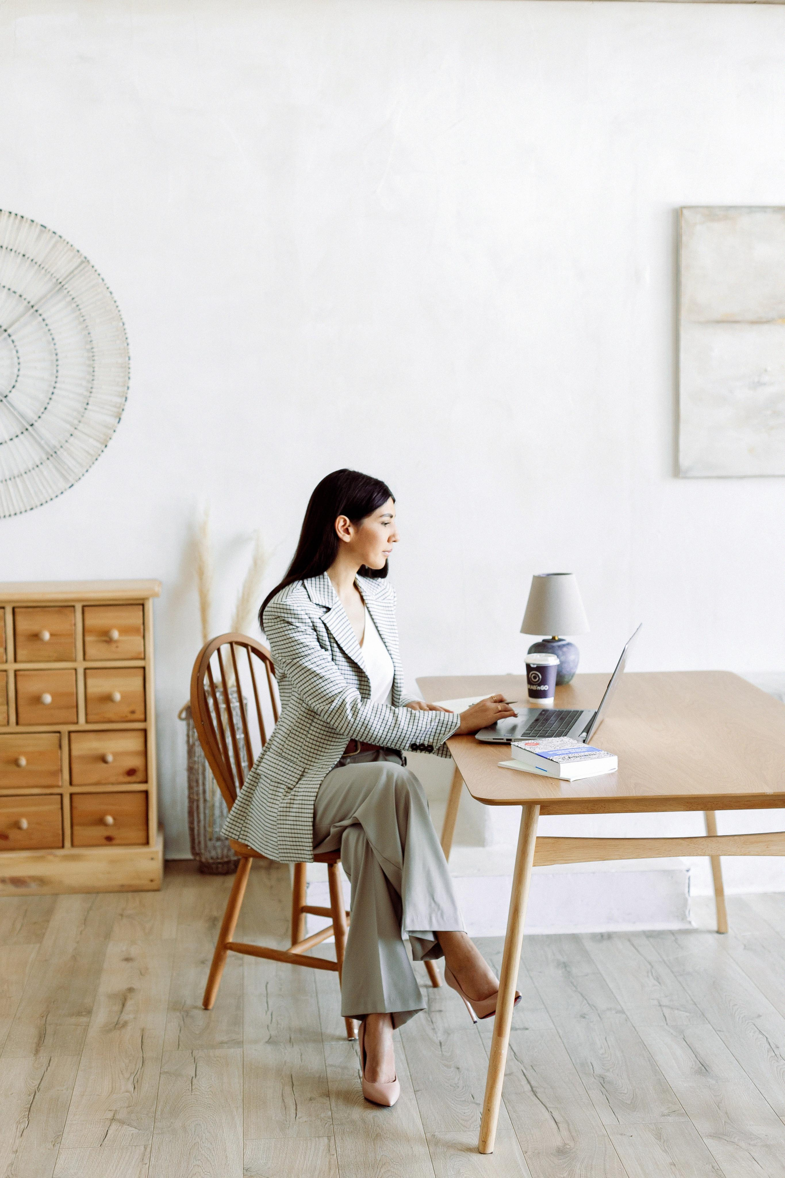 Имиджевая фотосессия для астролога и психолога. Фотограф Александра Сыщенко