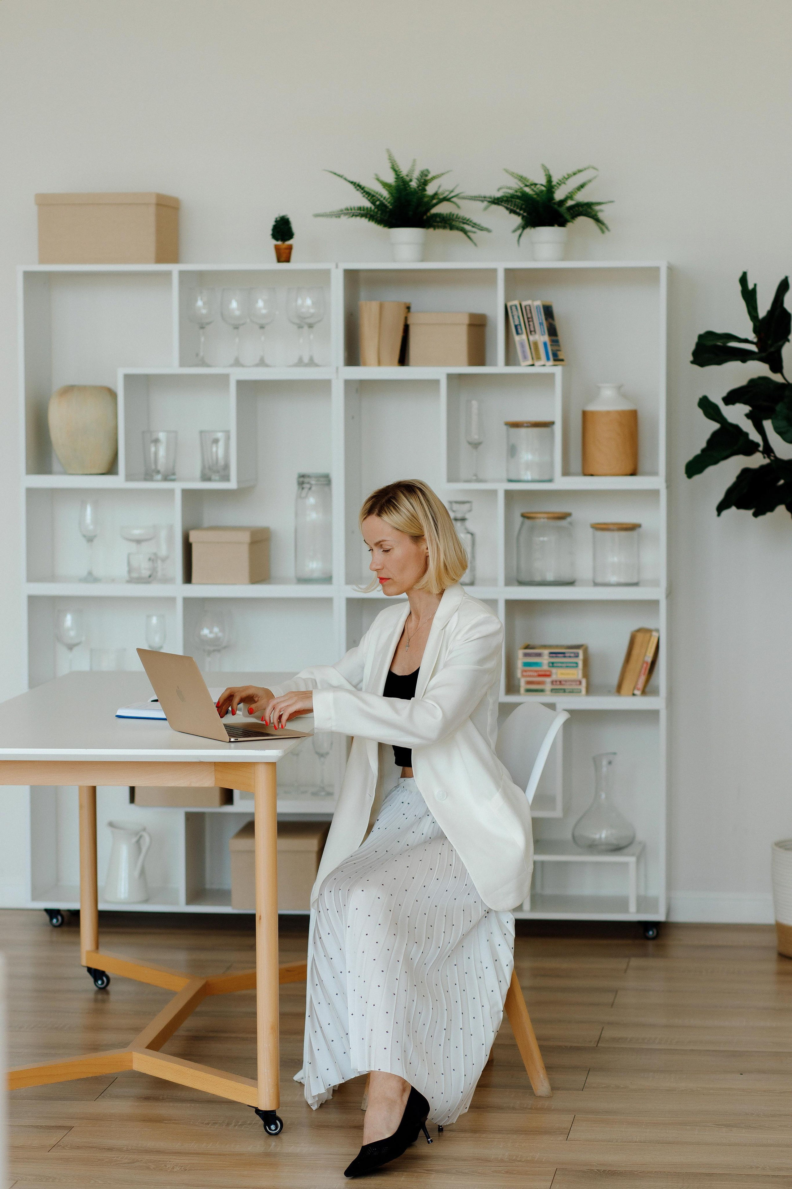 Имиджевая фотосессия для Людмилы — руководителя сети детских садов. Фотограф Александра Сыщенко