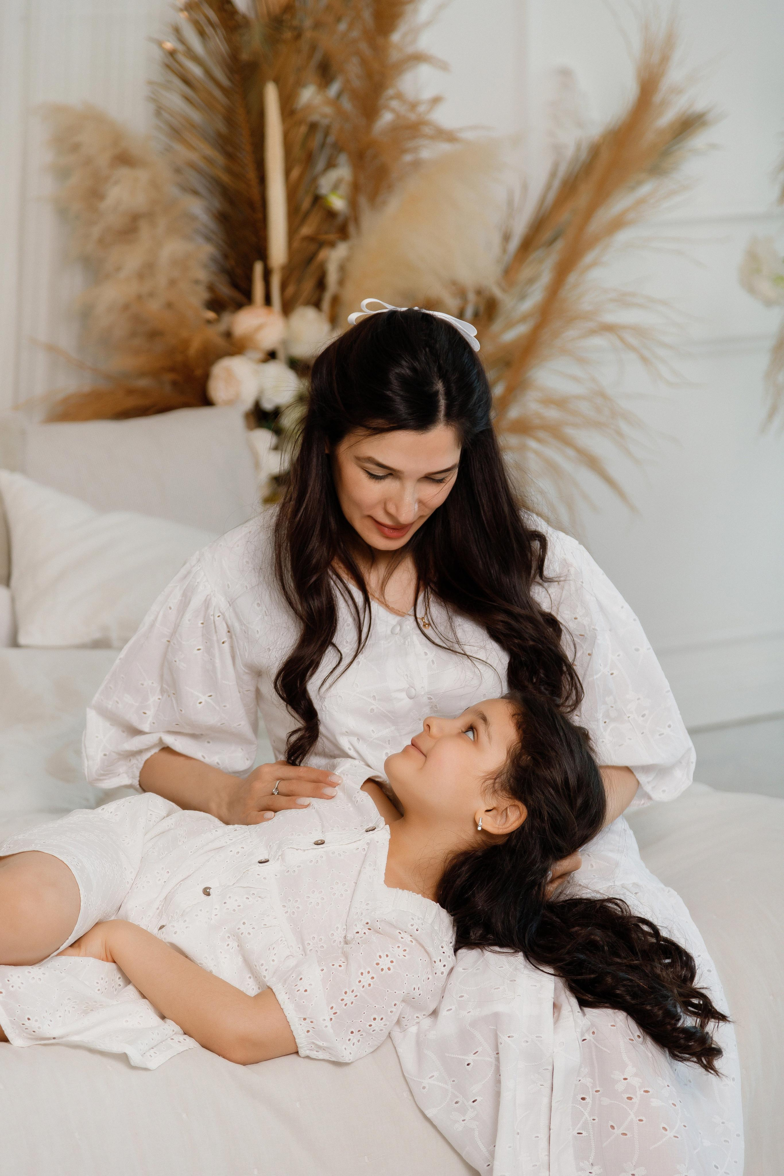 Фотосессия беременности в фотостудии Луна. Фотограф Александра Сыщенко