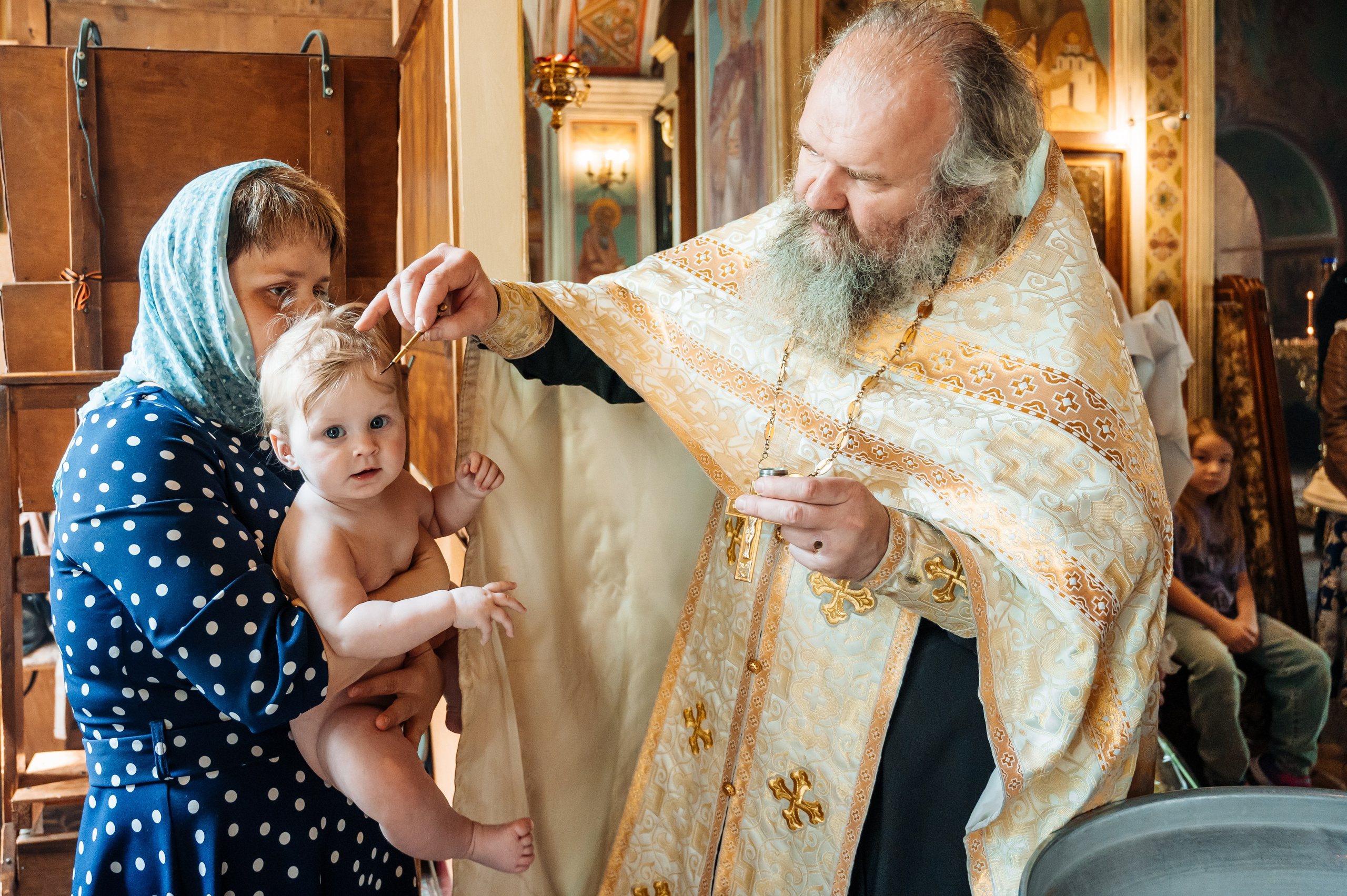 Фотосъёмка крещения. Анастасия Петрович фотограф, фотокорреспондент в Москве и Санкт-Петербурге. Фотосъёмка репортажа, мероприятия, корпоративная съёмка, контент