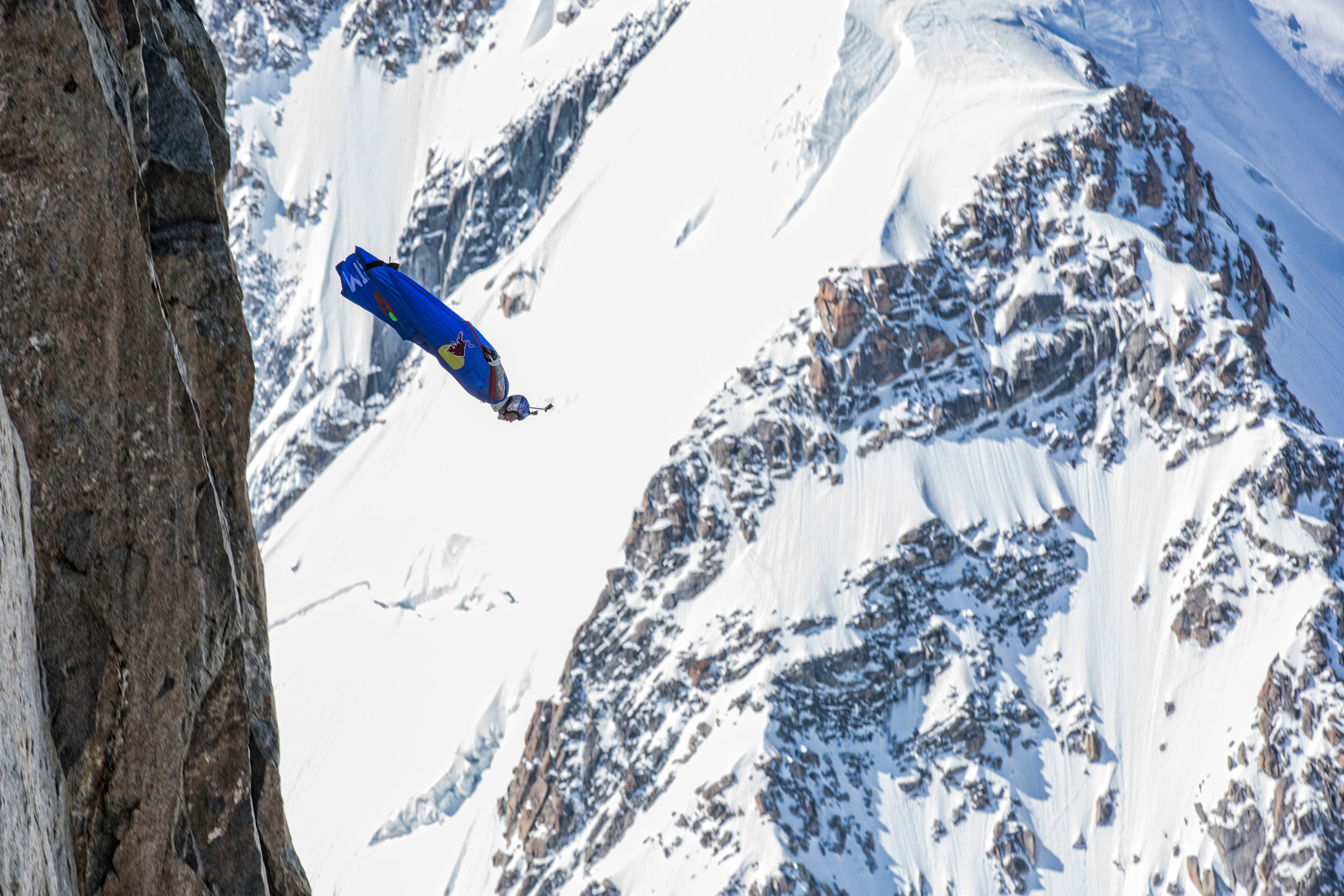 Expeditions BASE. Creative Photographer Denis Klero