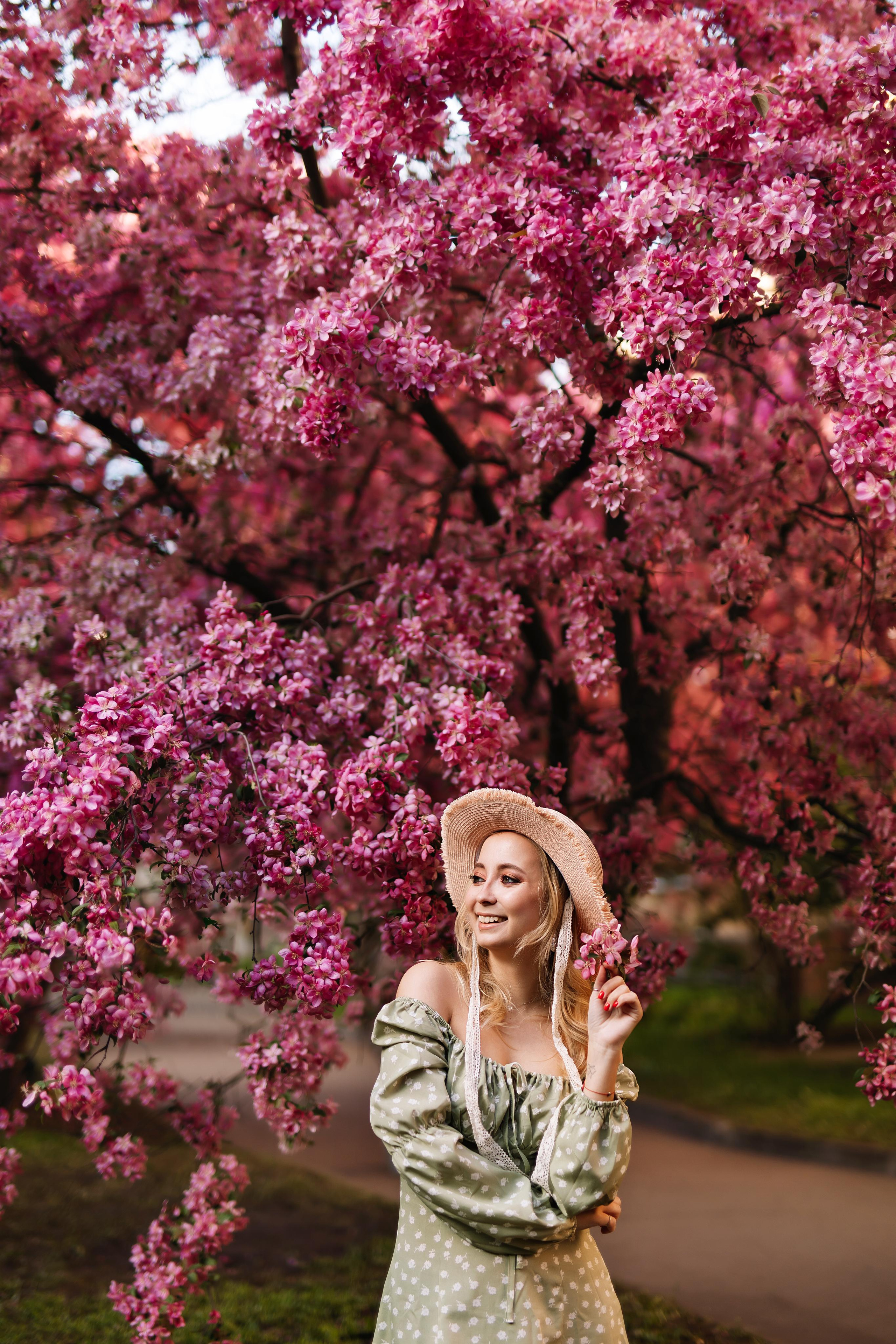 В цветении яблонь. Фотограф Москва Мария Захарова