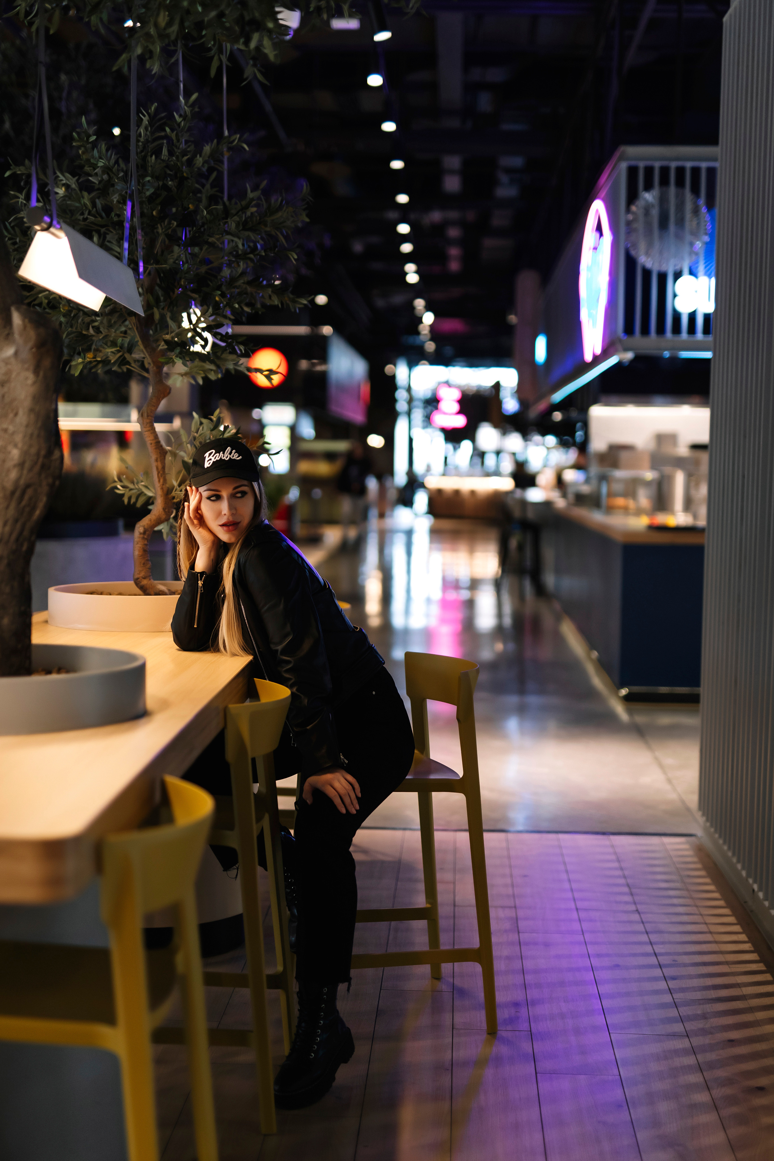 Алиса в ТЦ Европолис. Фотограф Москва Мария Захарова