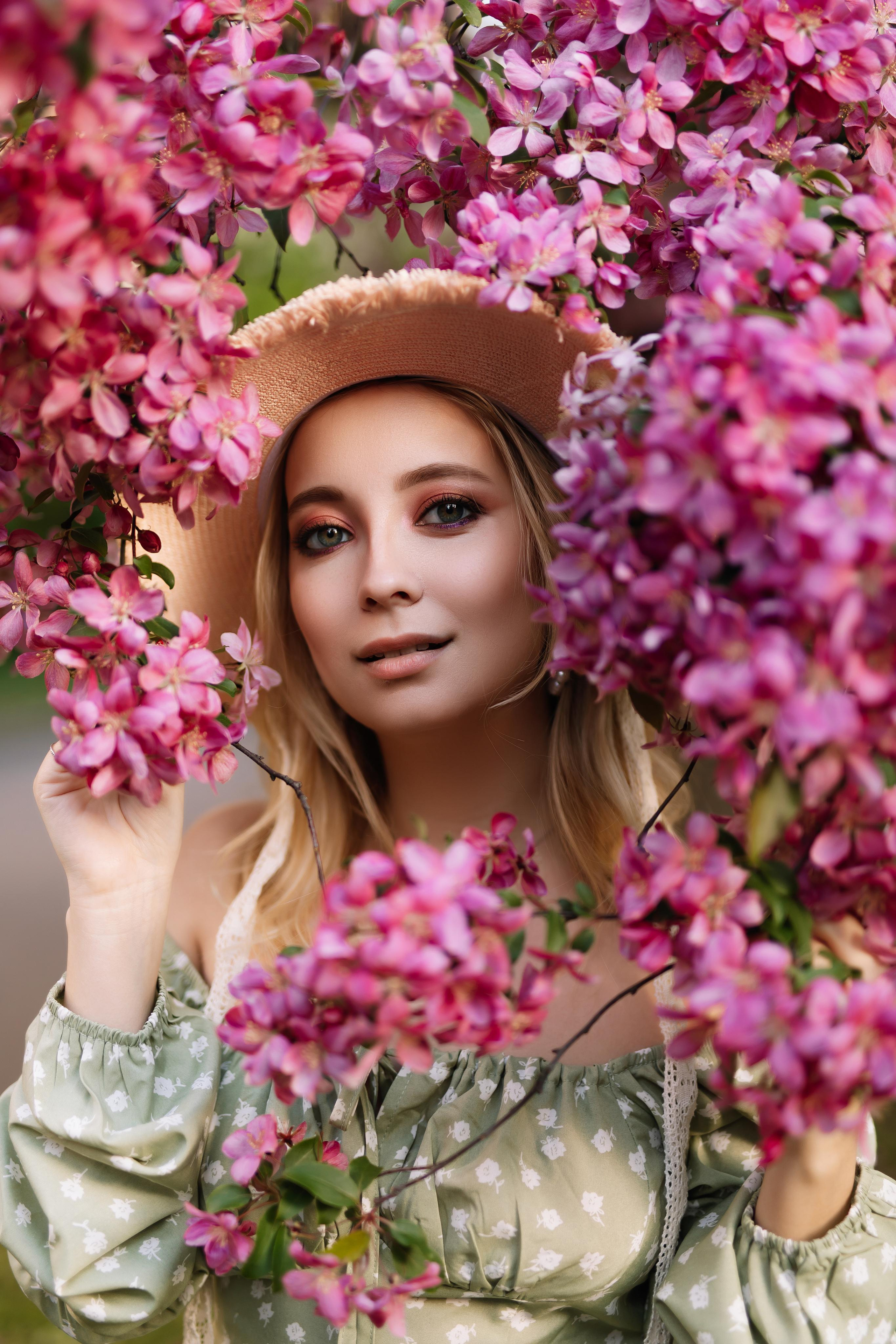 В цветении яблонь. Фотограф Москва Мария Захарова