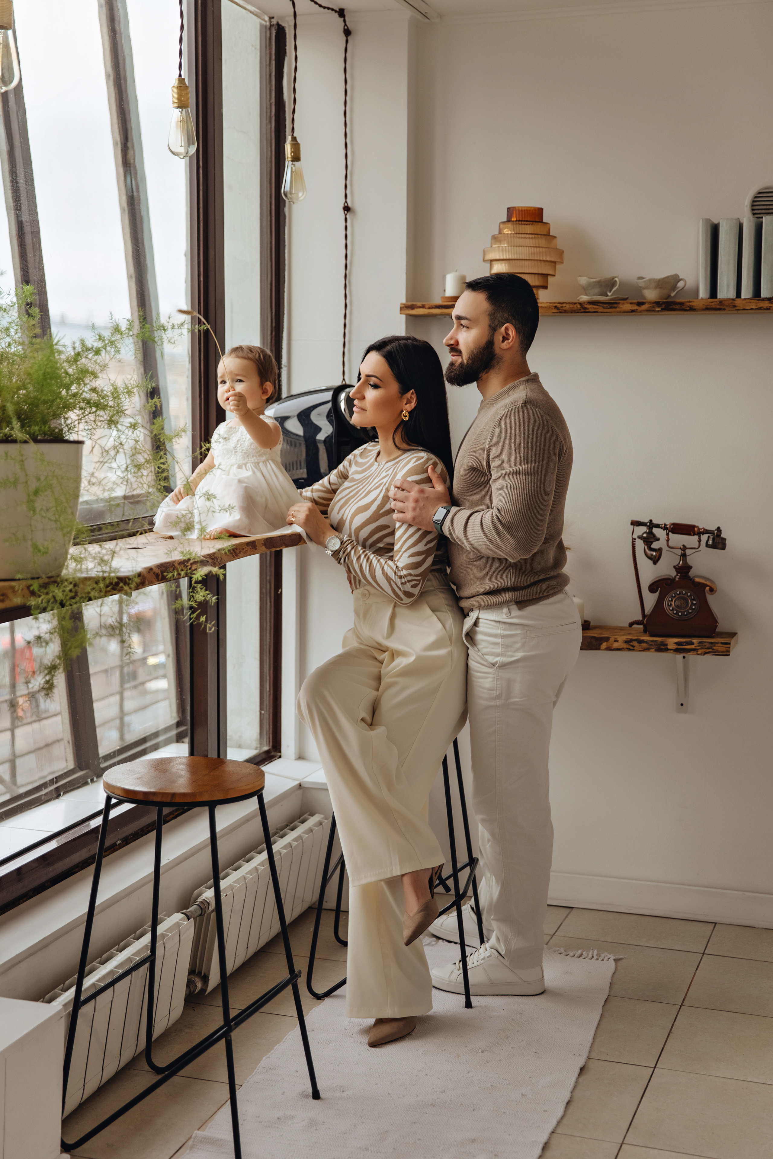 Family. NatalieDmi — фотосессия беременности, семейный фотограф, портрет