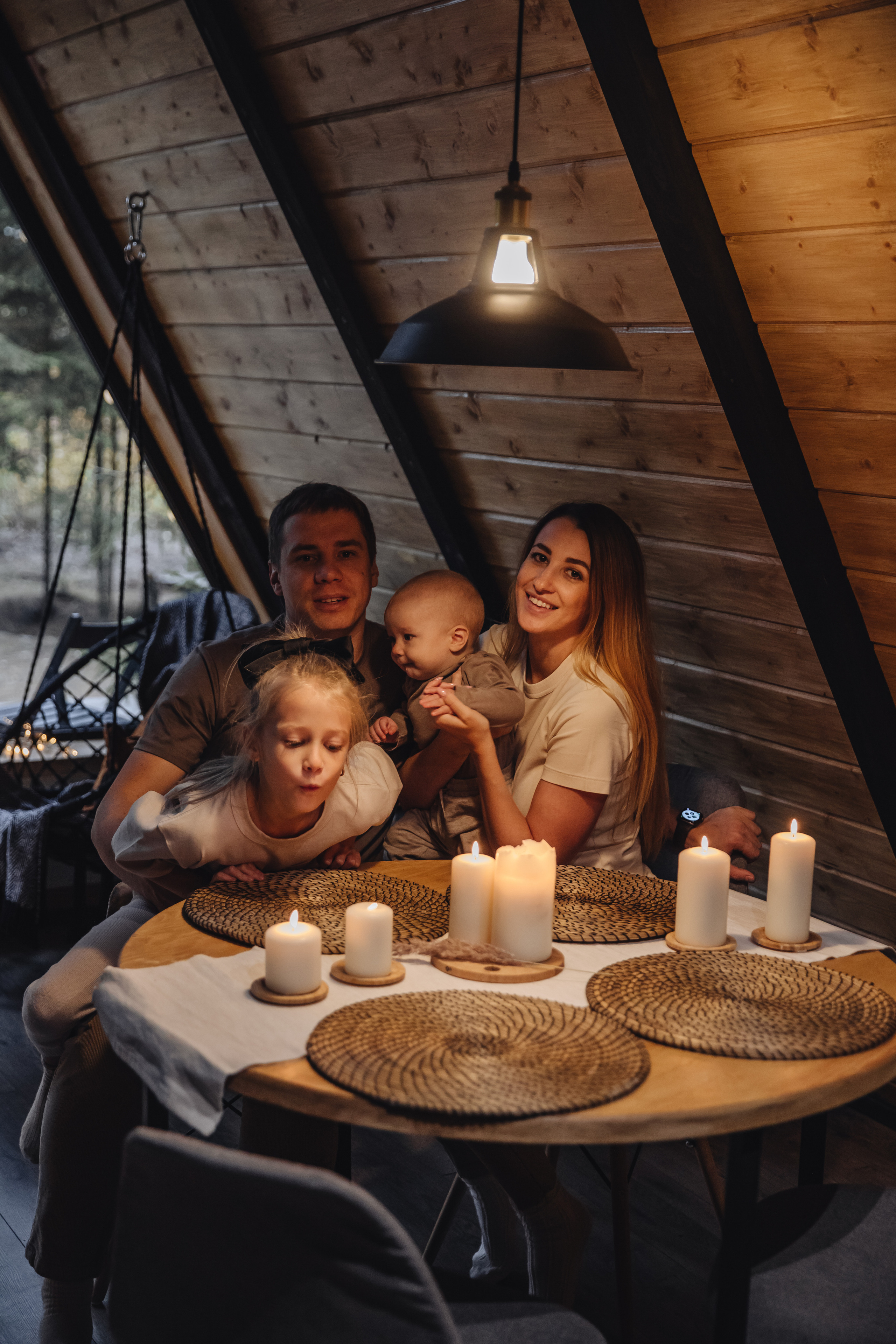 Happy family. NatalieDmi — фотосессия беременности, семейный фотограф, портрет